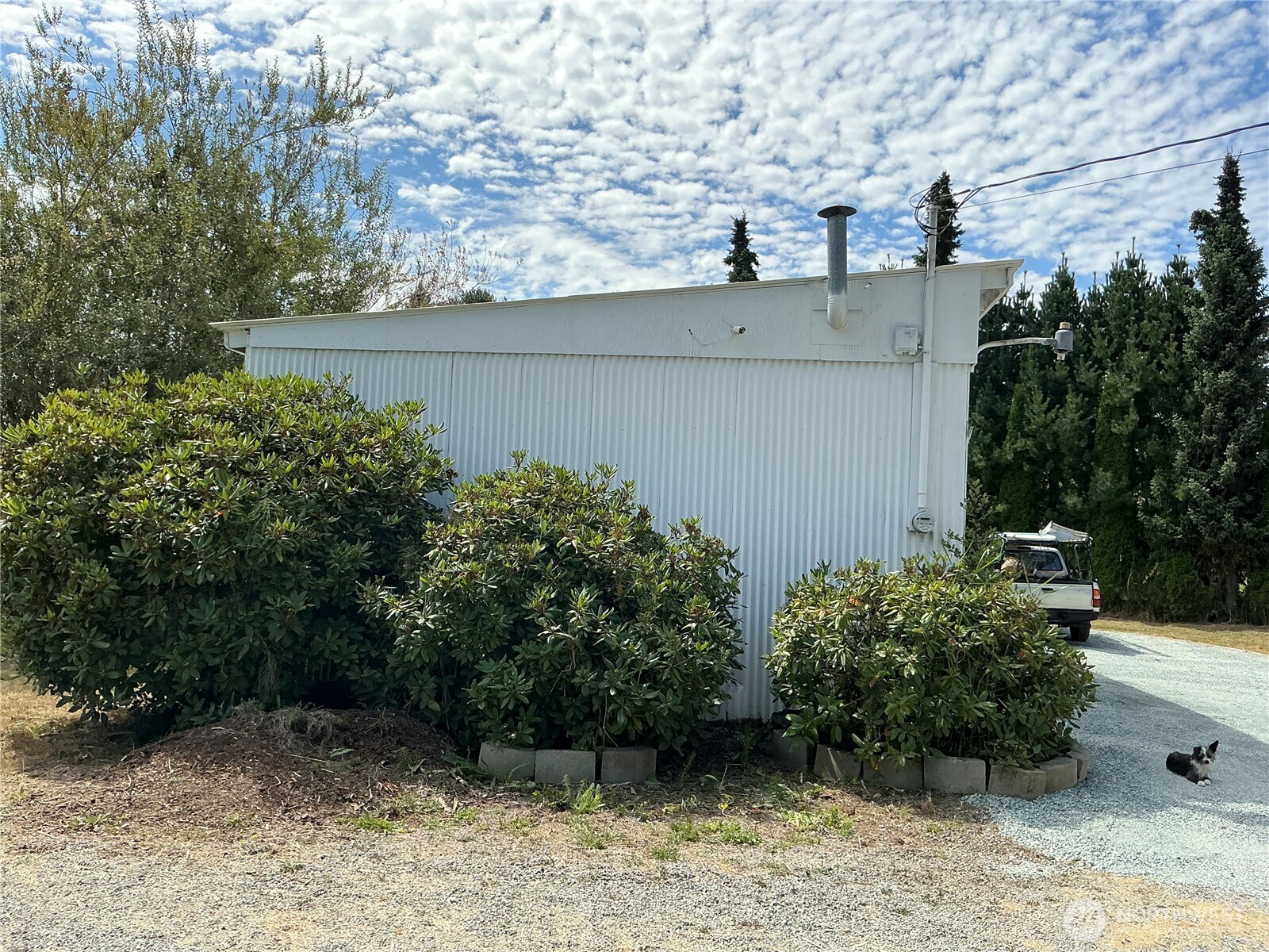 325 Hawthorne Street Property Photo 32
