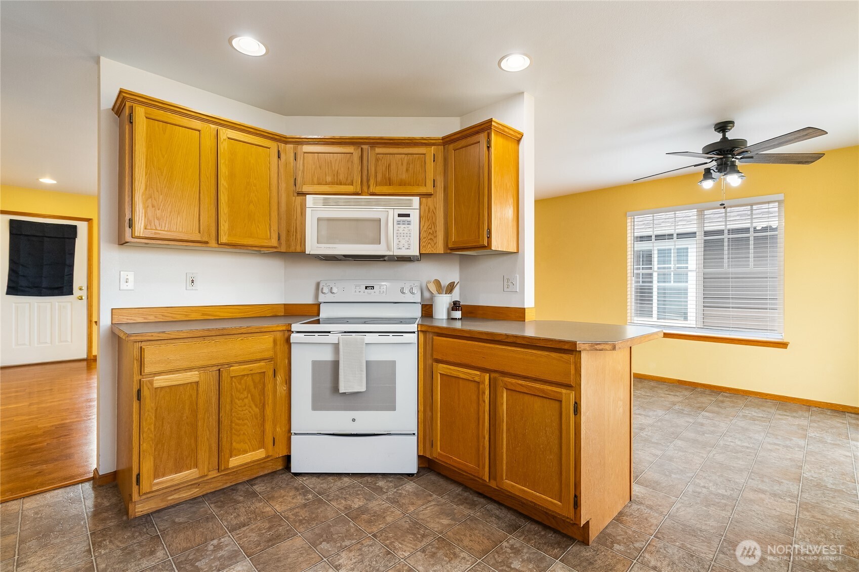 1425 Spruce Street Property Photo 9