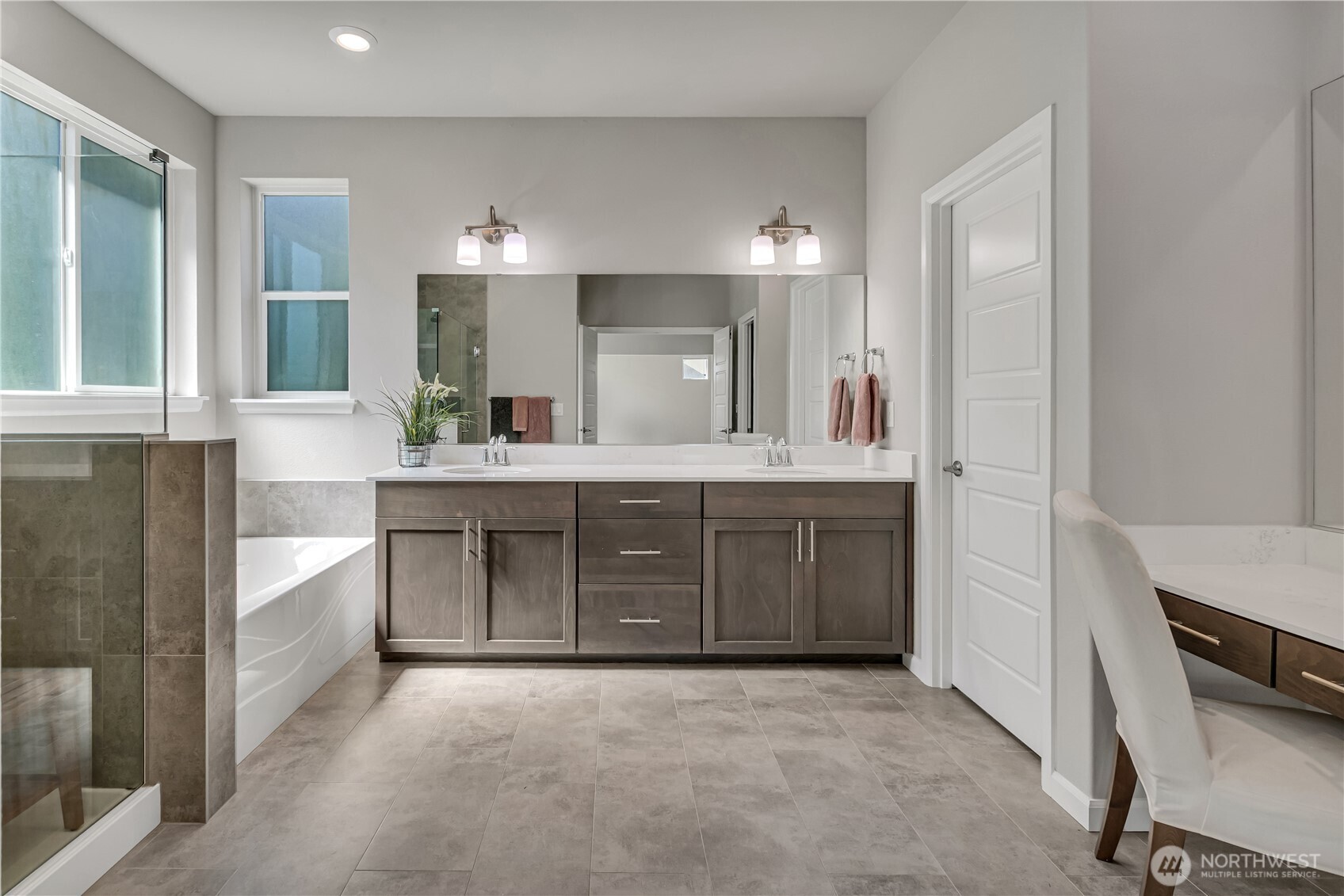 18511 128th Avenue Property Photo 27