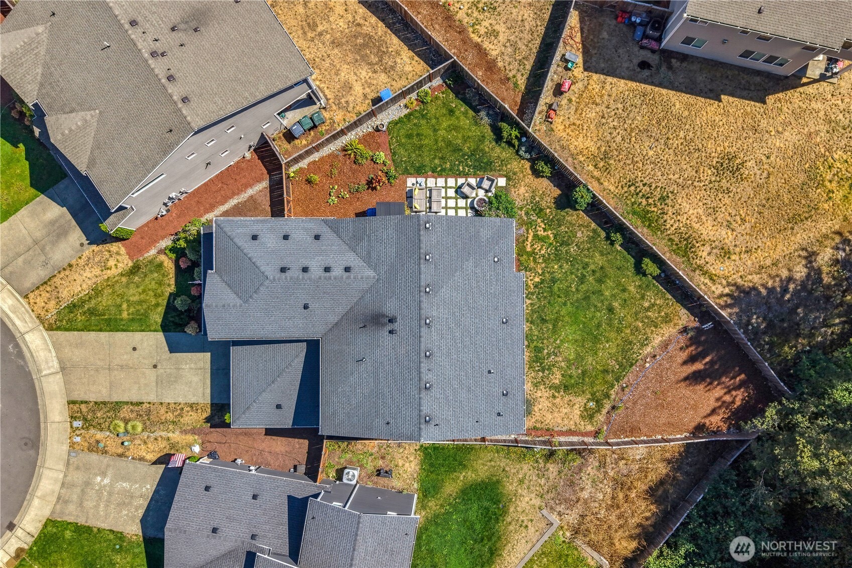 18511 128th Avenue Property Photo 37