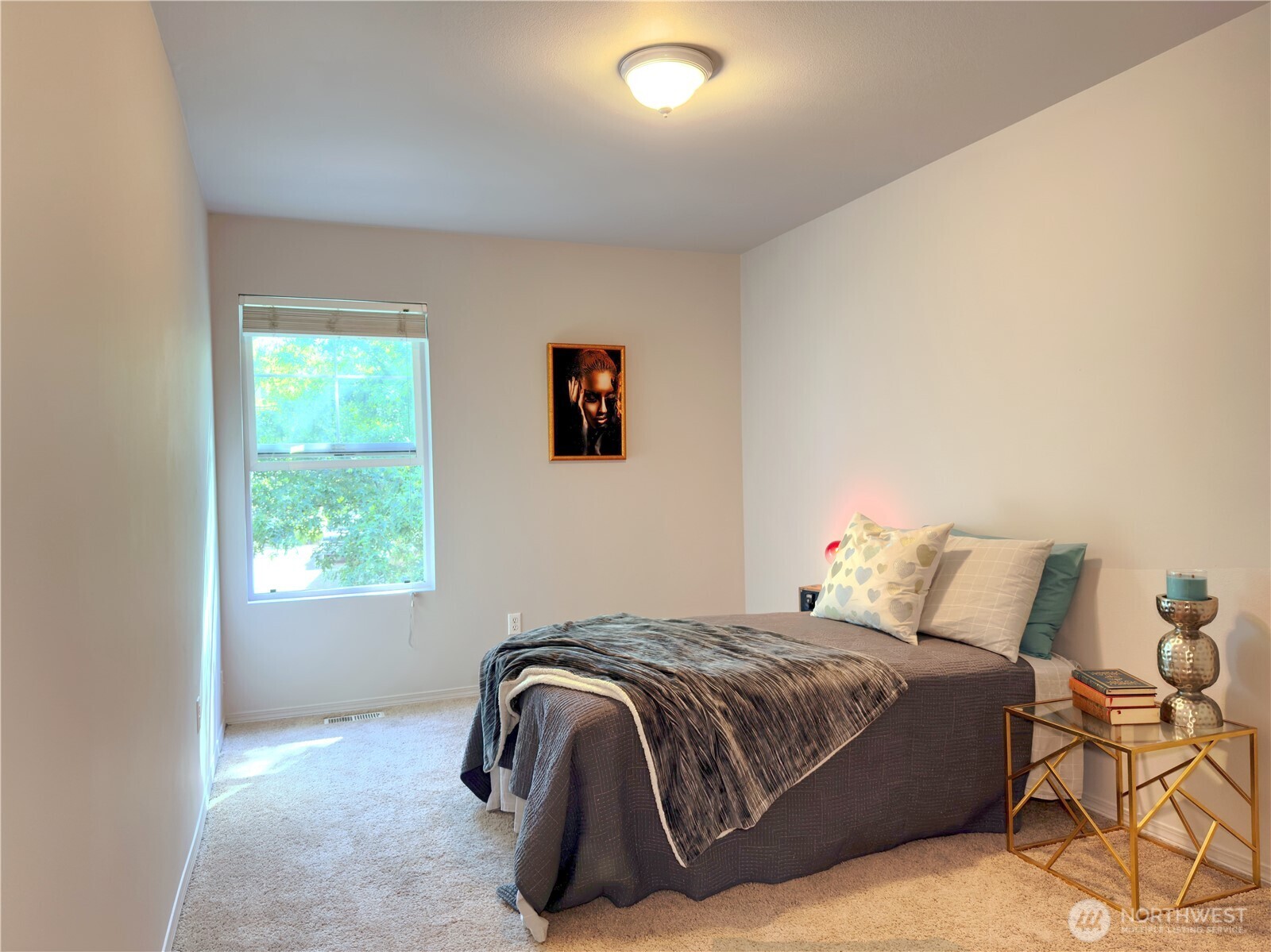 1823 E 43rd Street Property Photo 13