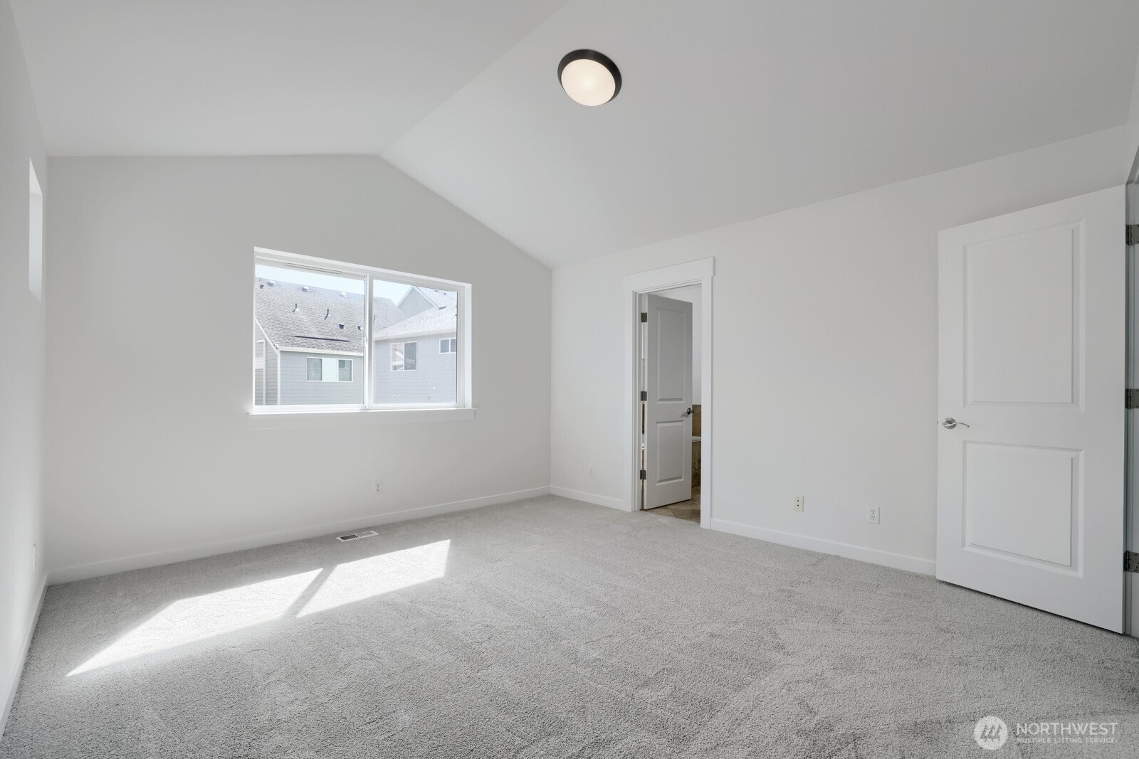 126 209th Place Property Photo 11