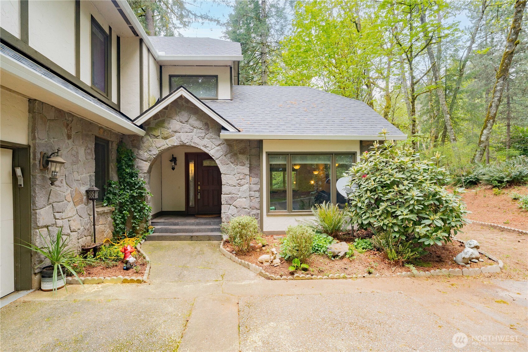 14435 Ne Valley View Lane Property Photo 4