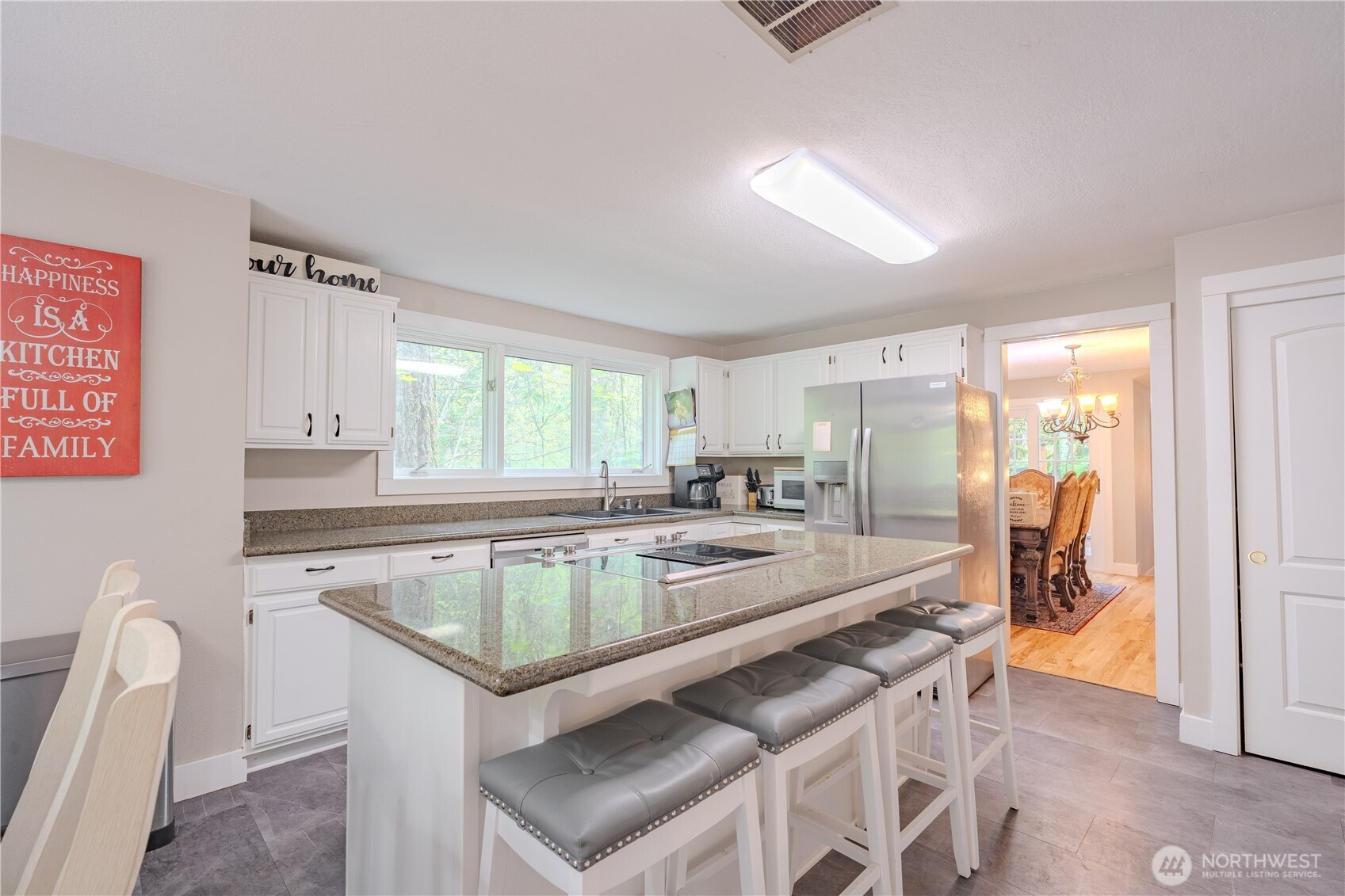 14435 Ne Valley View Lane Property Photo 10