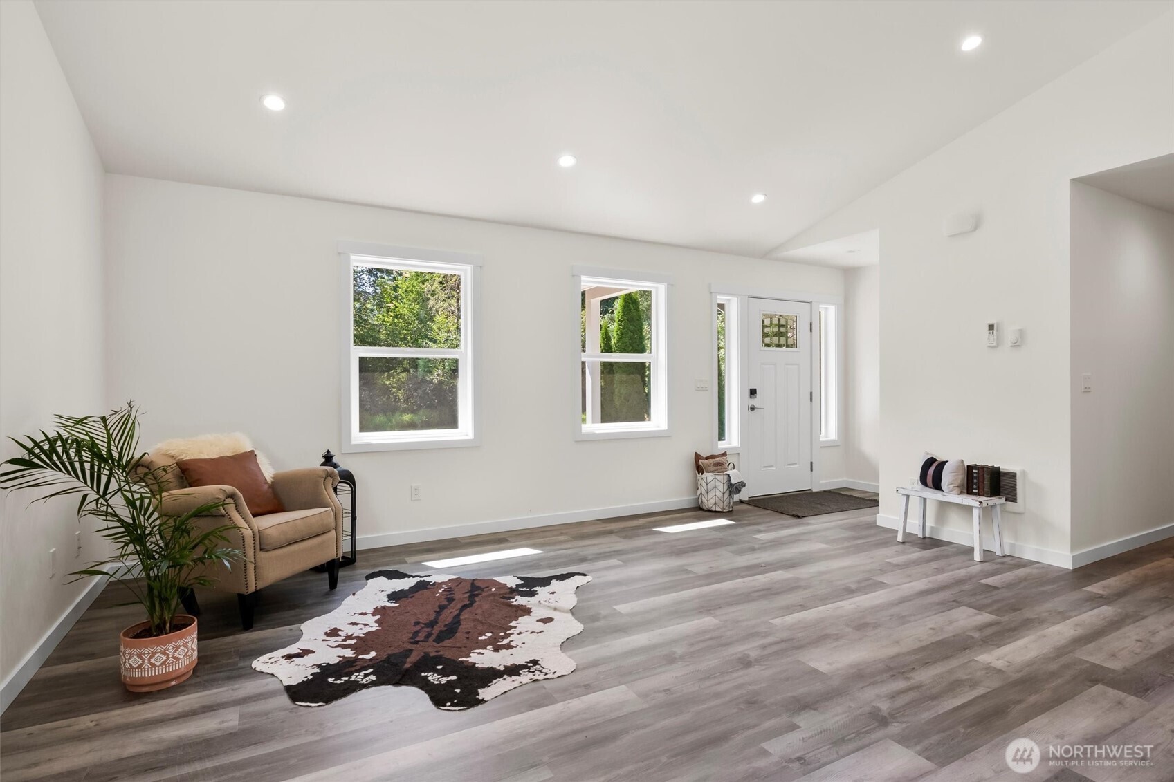 8668 Bell Court Property Photo 2