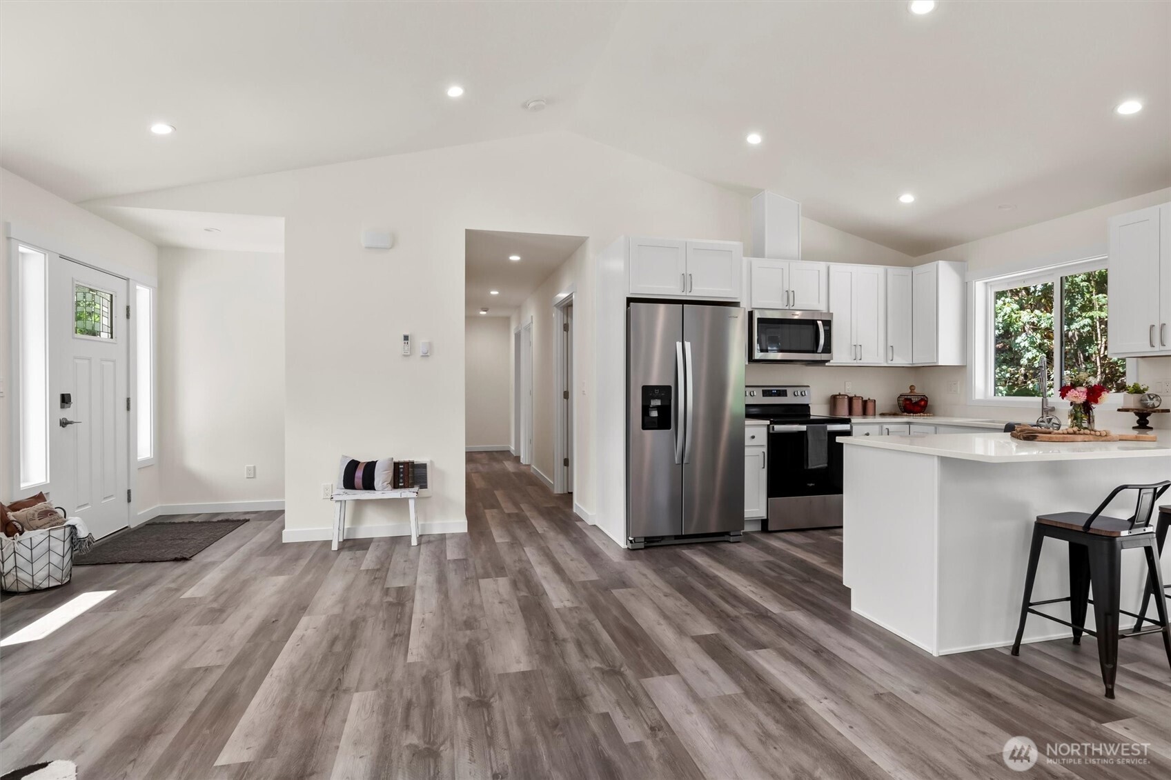 8668 Bell Court Property Photo 4