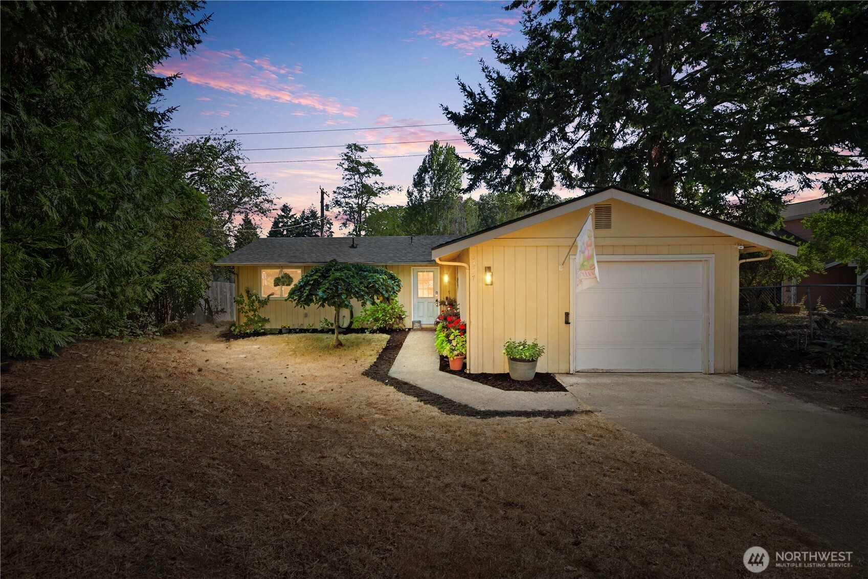 6237 S Cheyenne Street Property Photo 1