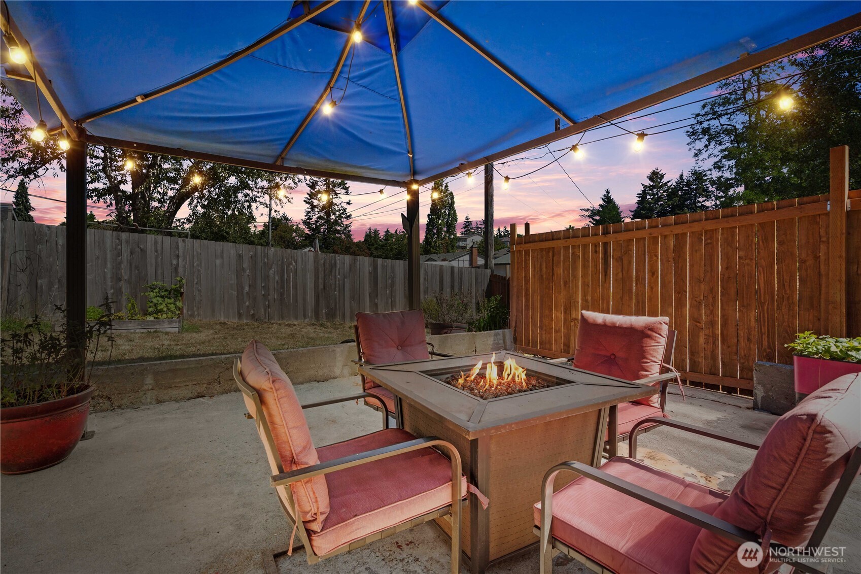 6237 S Cheyenne Street Property Photo 4