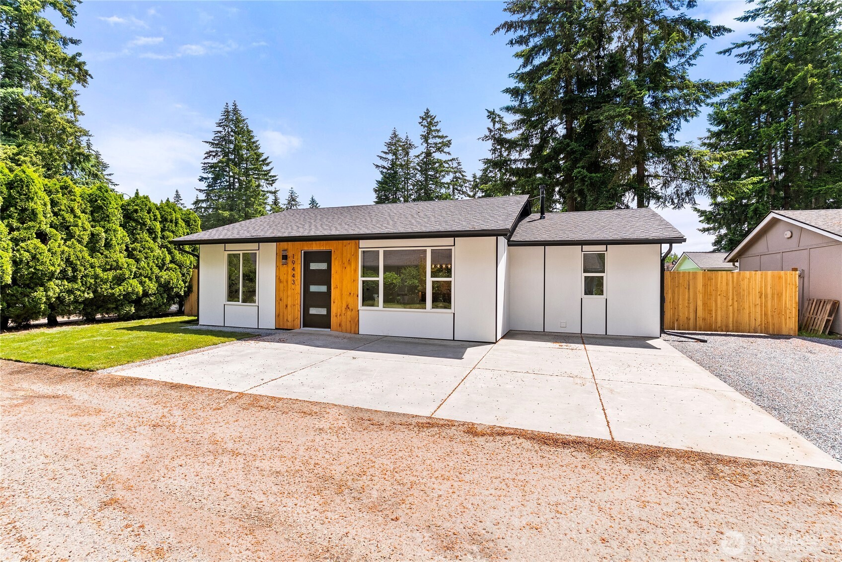 19443 Se 267th Street Property Photo 6