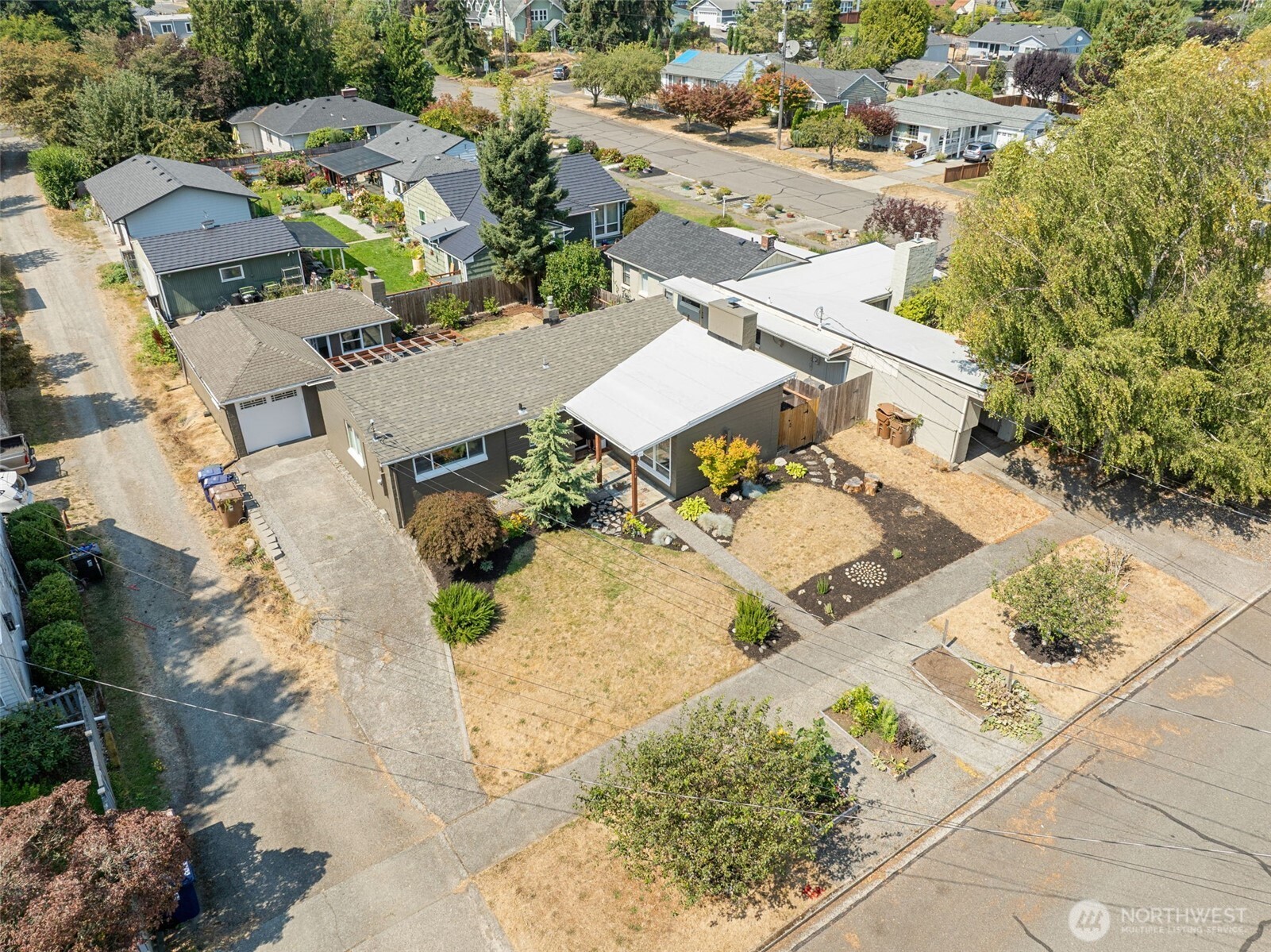 1214 N Monroe Street Property Photo 25