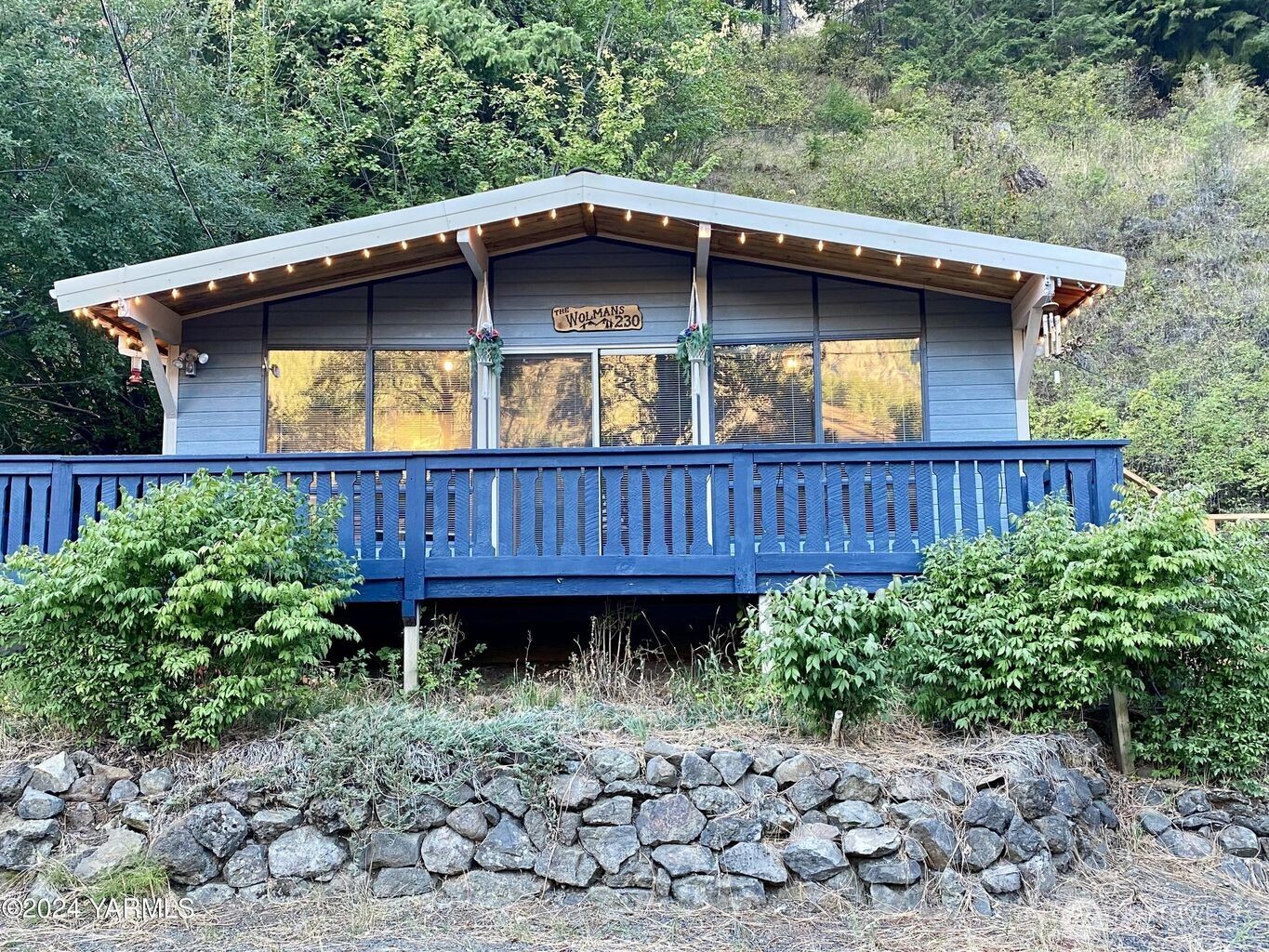 230 Pine Cliffs Drive Property Photo 1