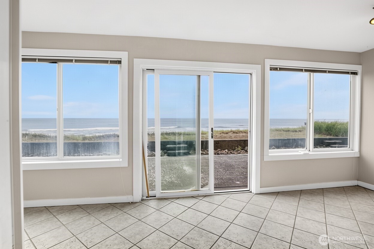 1443 Ocean Shores Boulevard 102 Property Photo 19