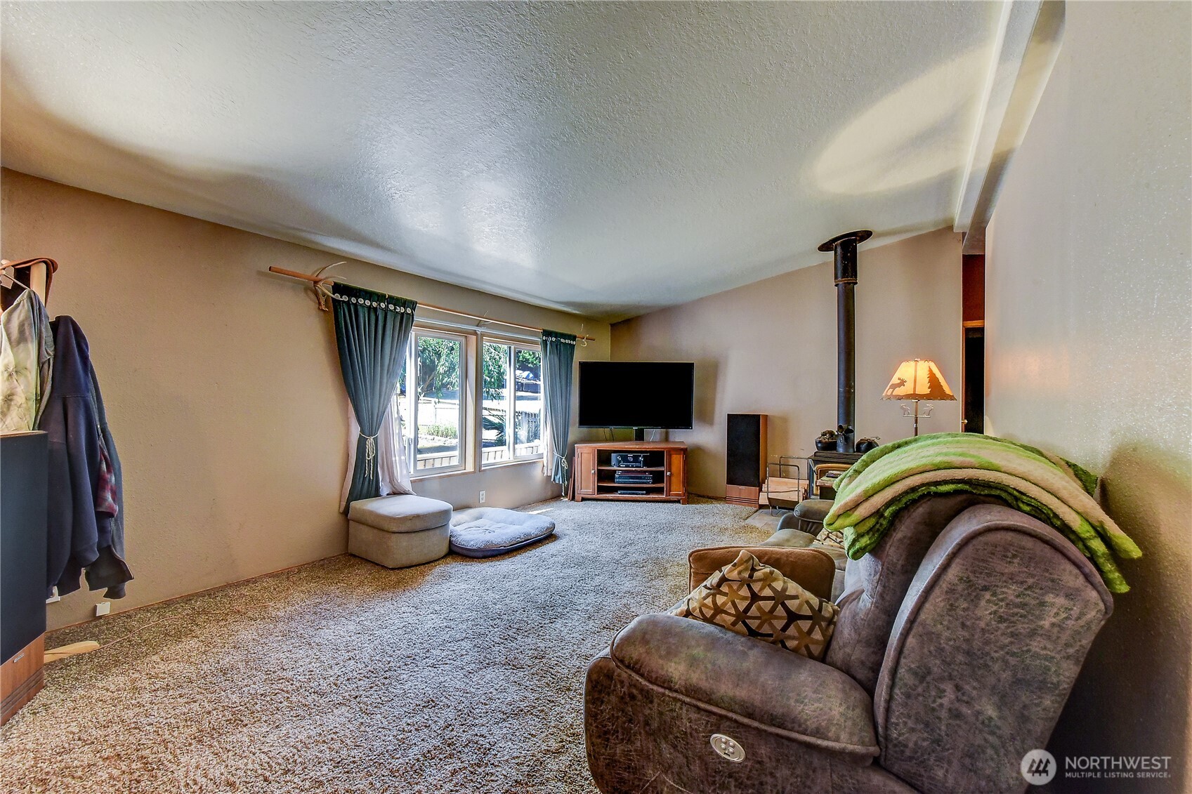 6533 12th Avenue Property Photo 4