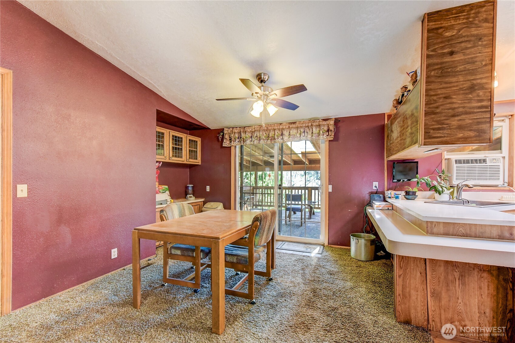 6533 12th Avenue Property Photo 8