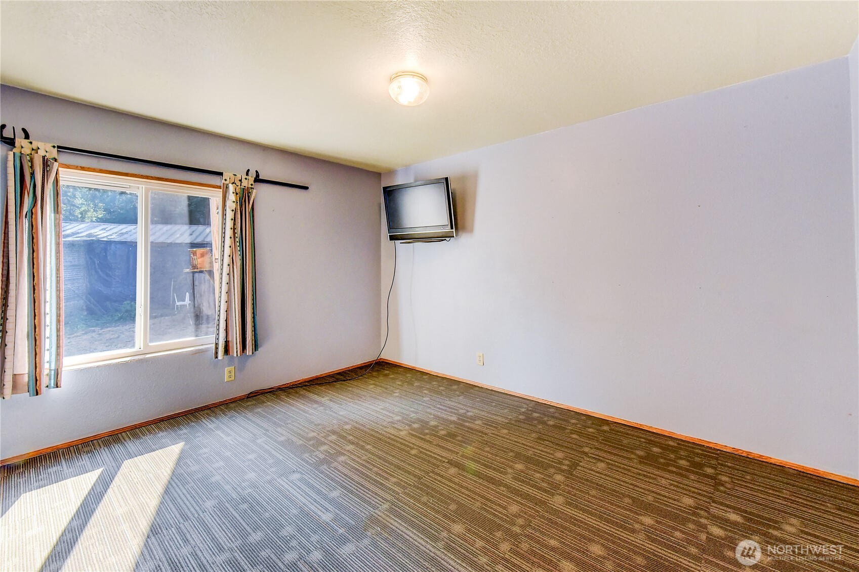 6533 12th Avenue Property Photo 9
