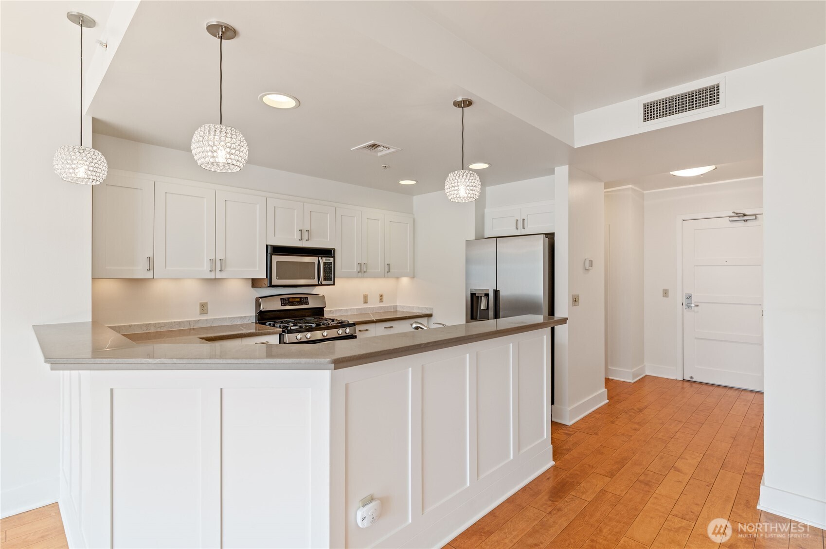 320 Washington Avenue C404 Property Photo 9