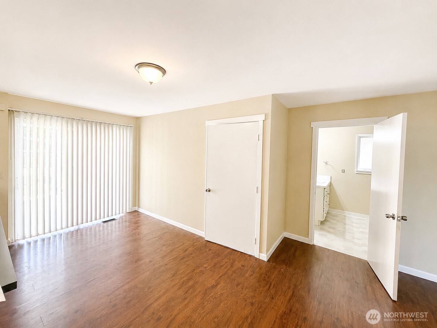 5502 27th Street Property Photo 6