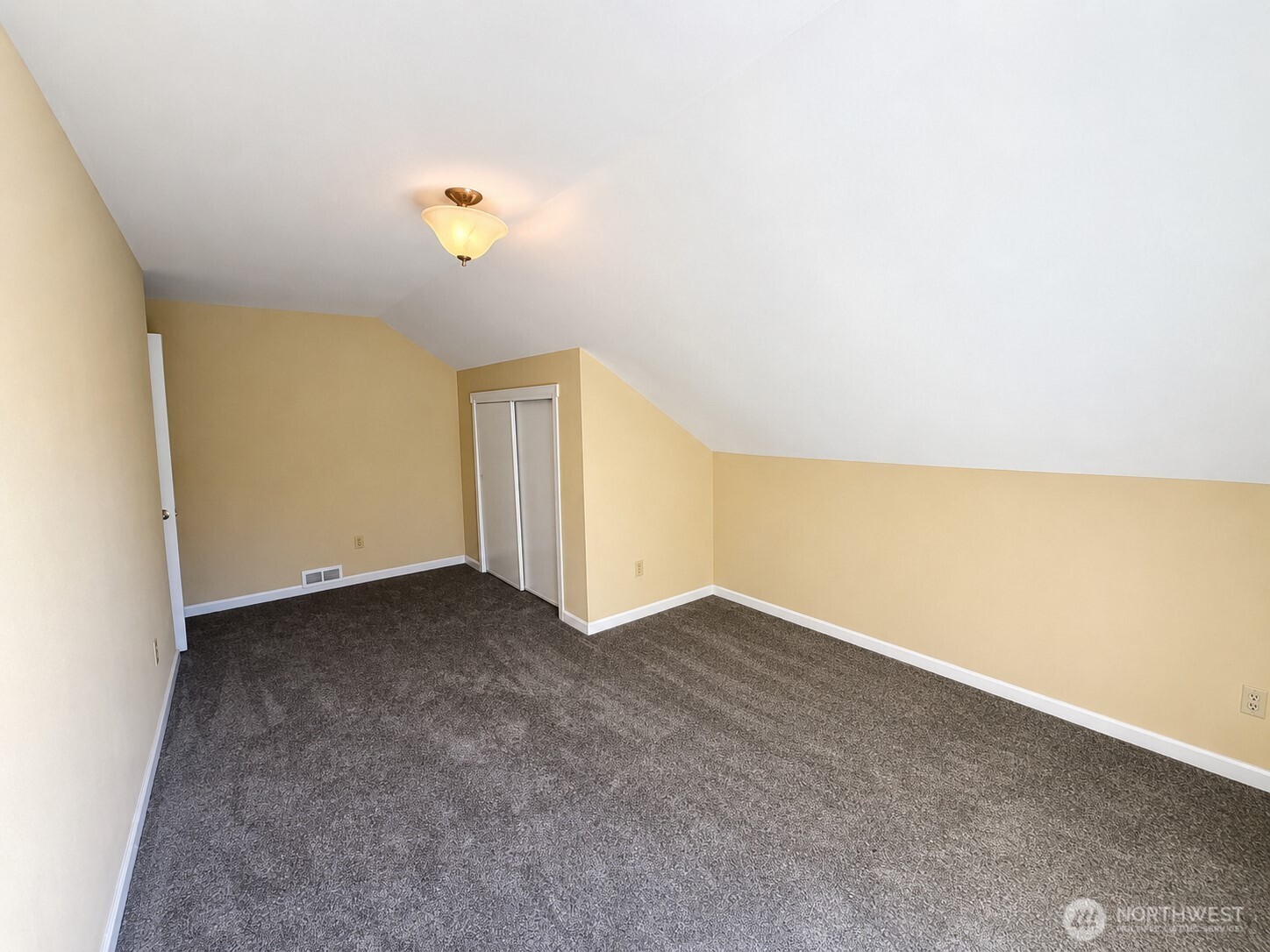 5502 27th Street Property Photo 15