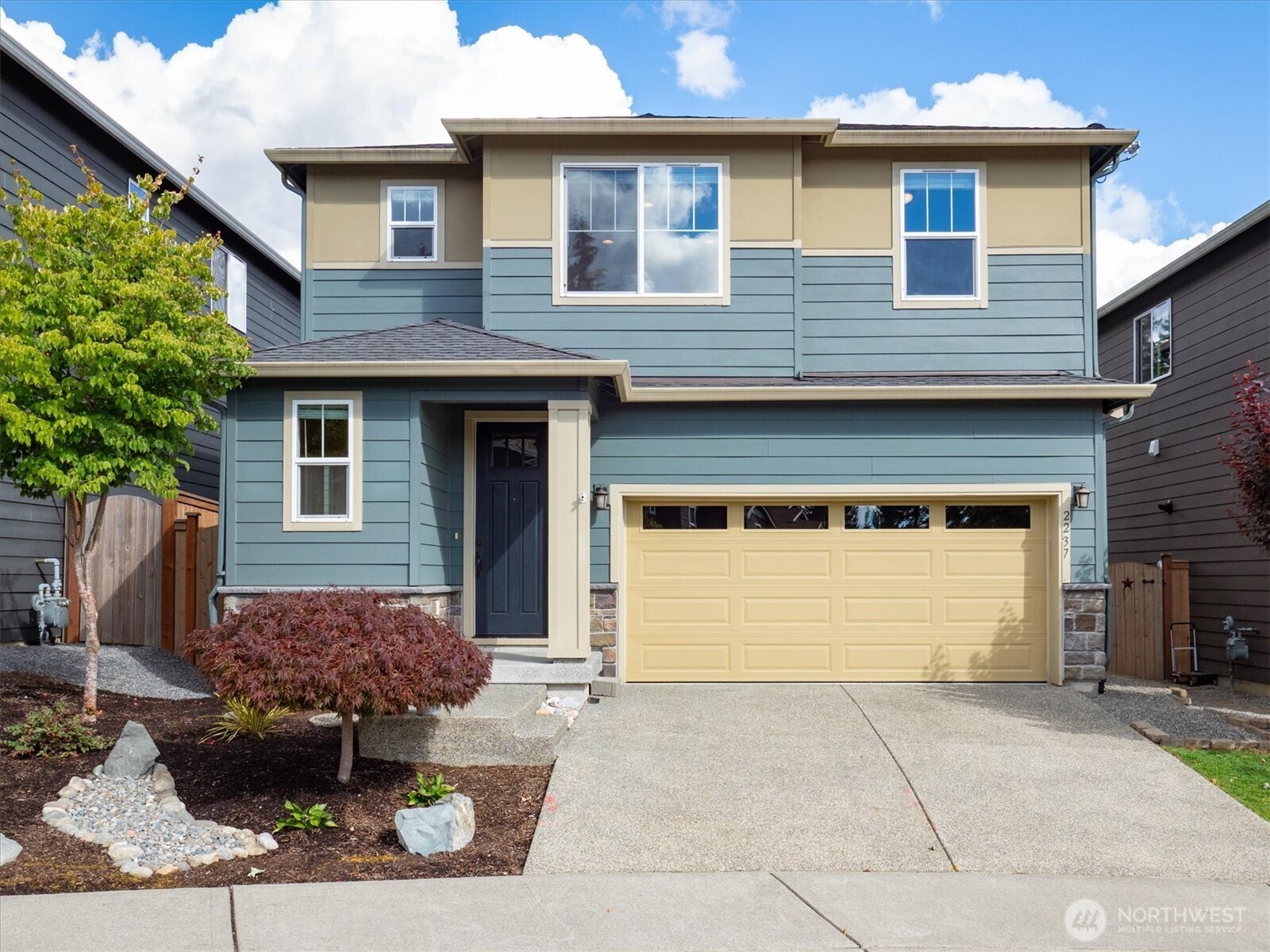 2237 100th Drive Property Photo 1