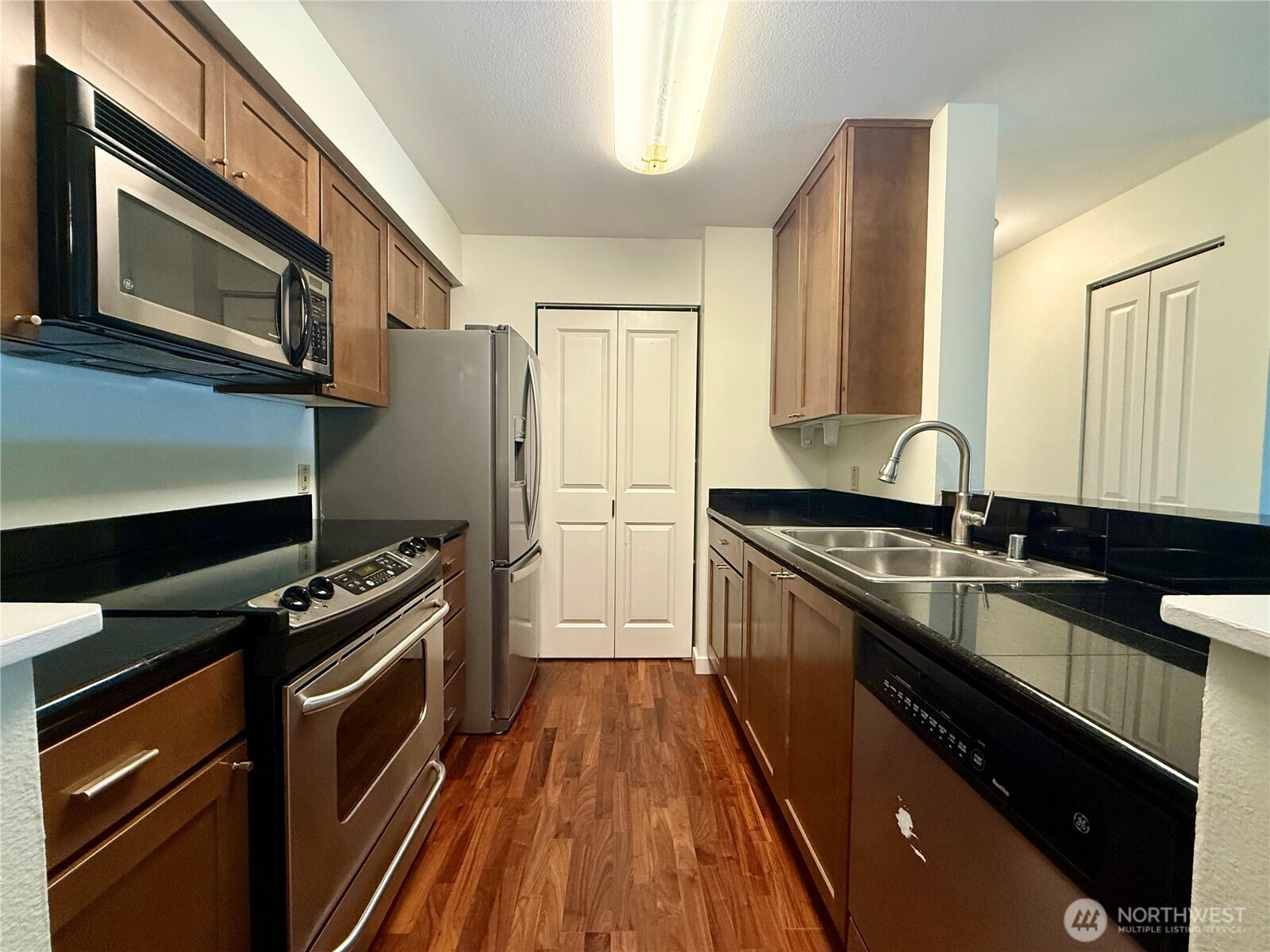 12405 Harbour Pointe Boulevard X104 Property Photo 4