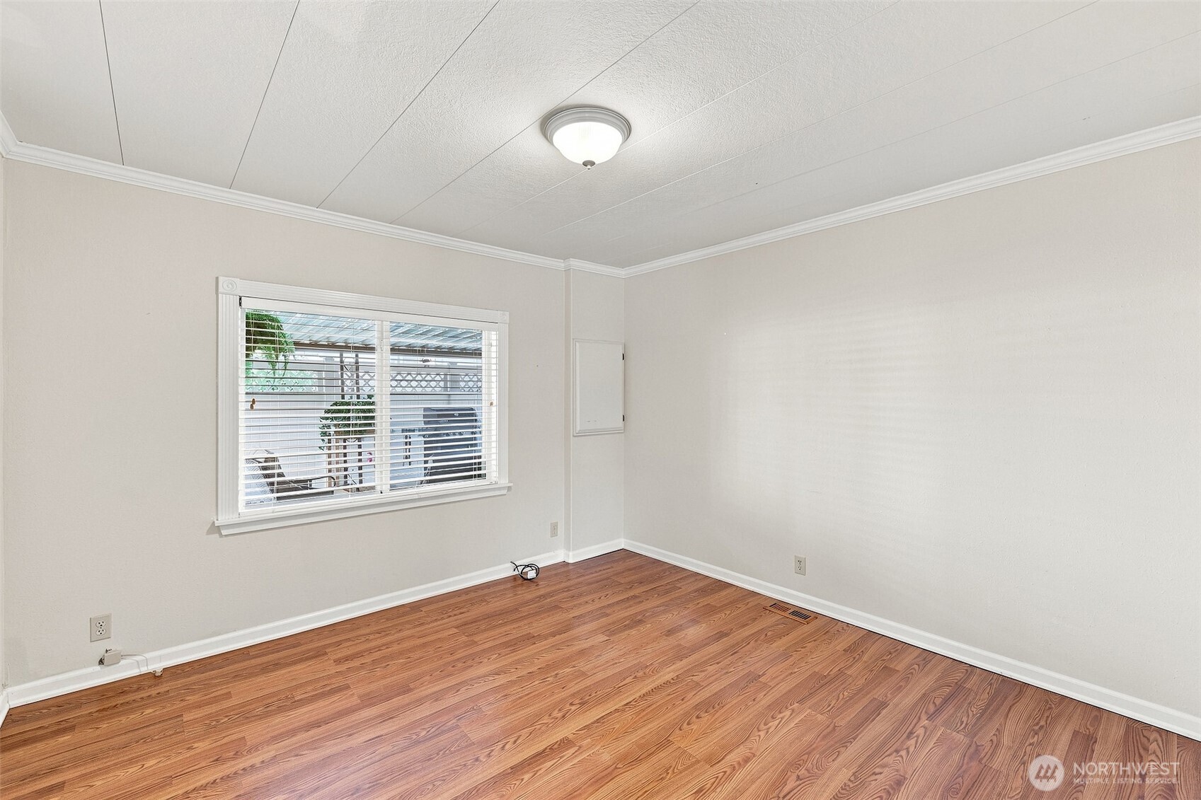 2500 Alder Street 103 Property Photo 12