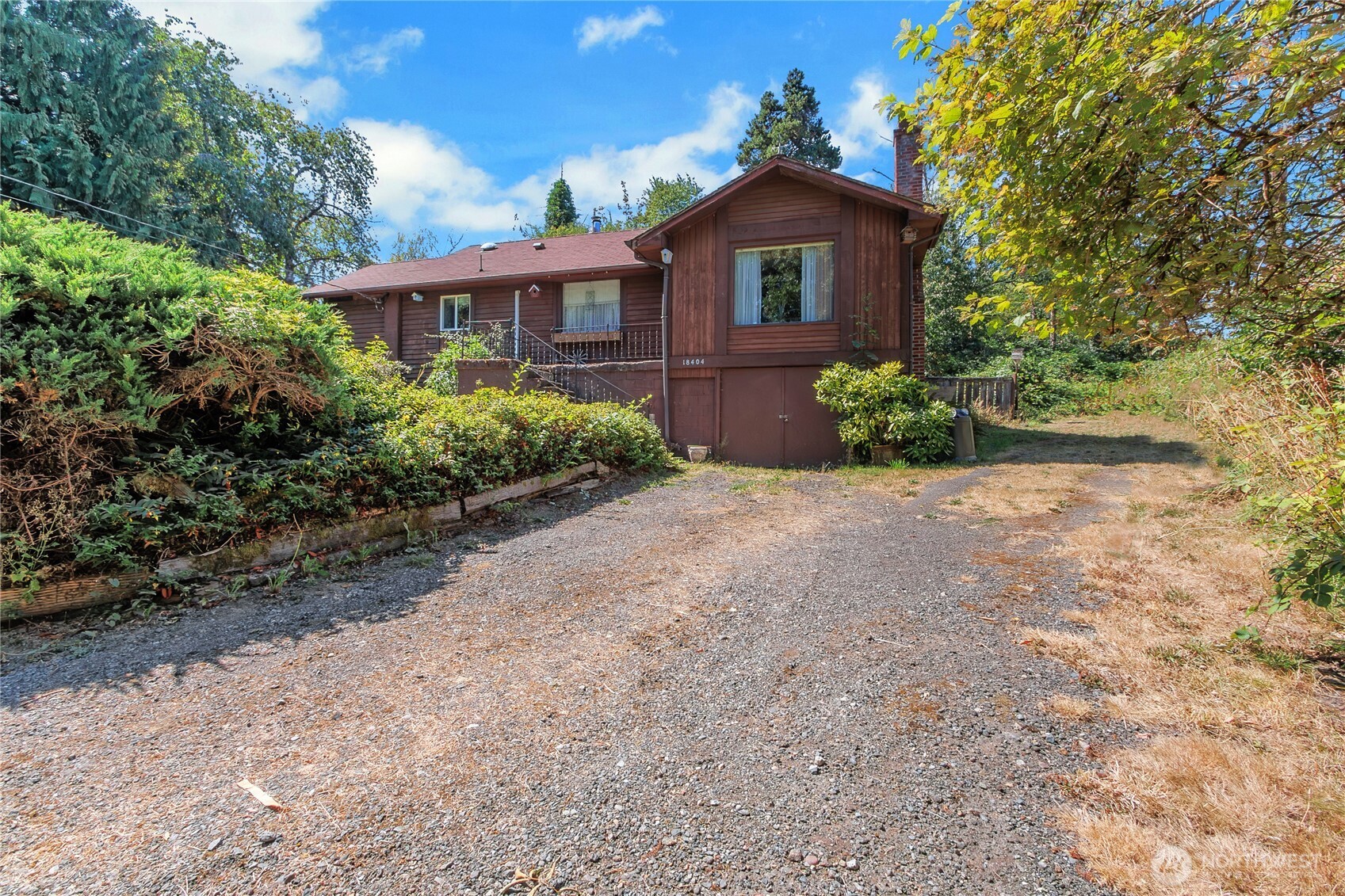 18404 14th Avenue Property Photo 3