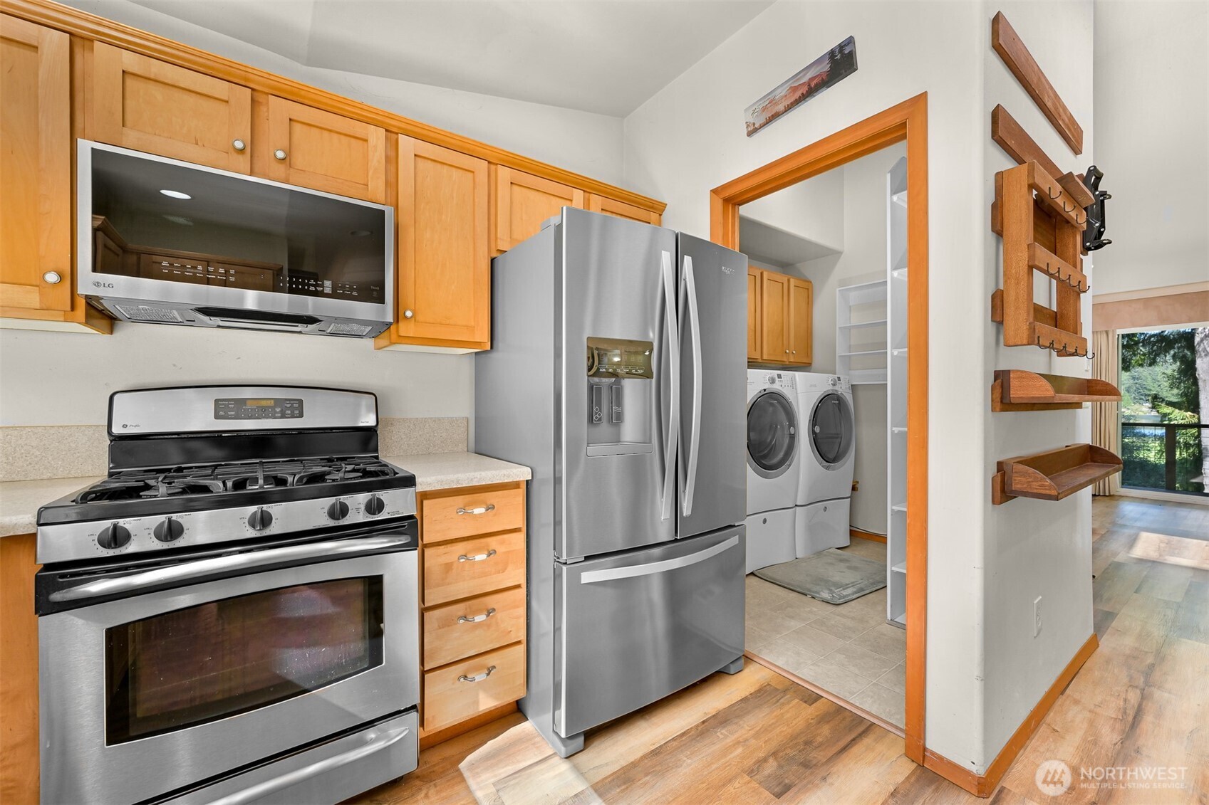 55 Lake Louise Drive Property Photo 12