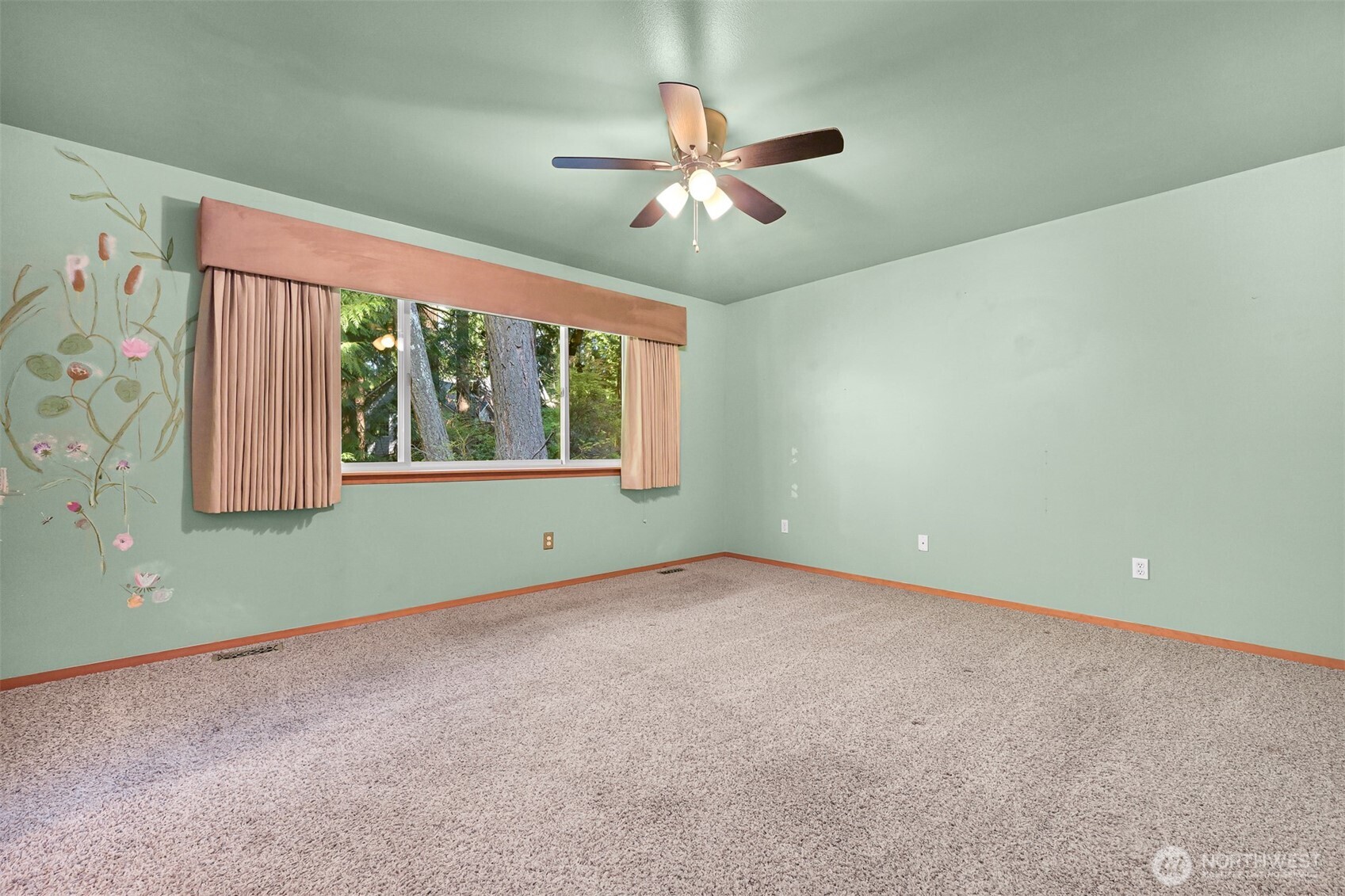 55 Lake Louise Drive Property Photo 28