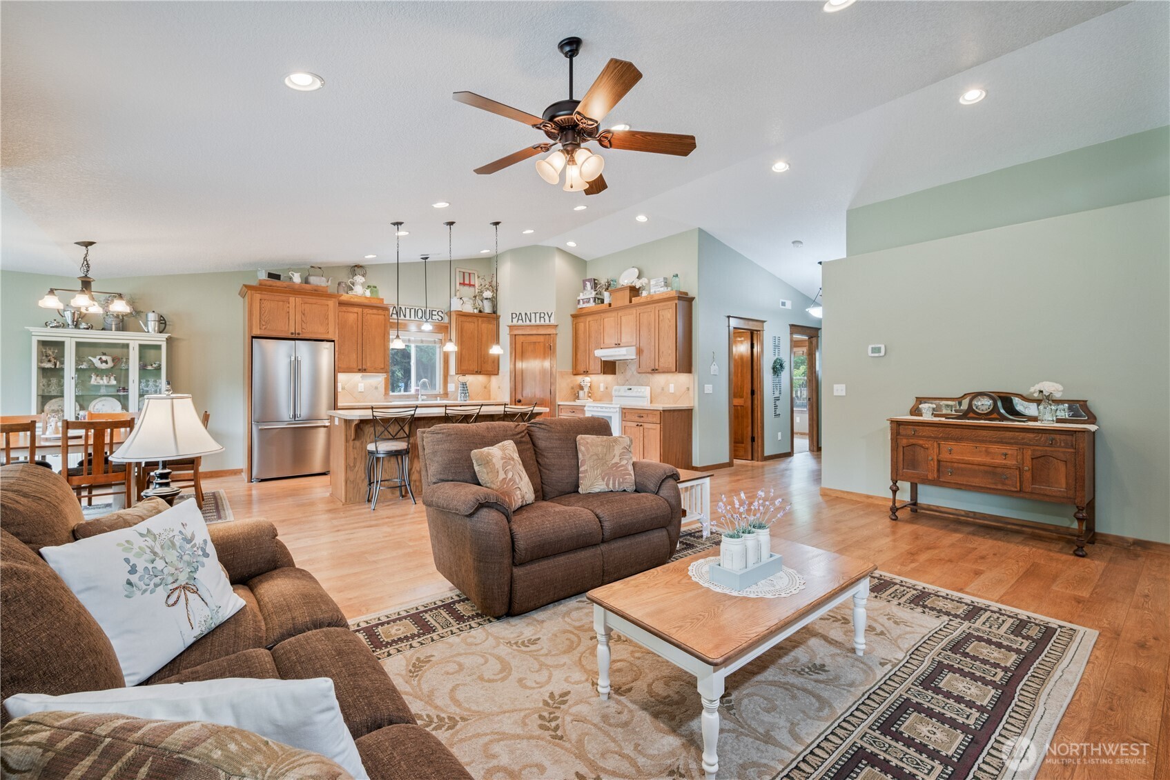701 Ph 10 Property Photo 8