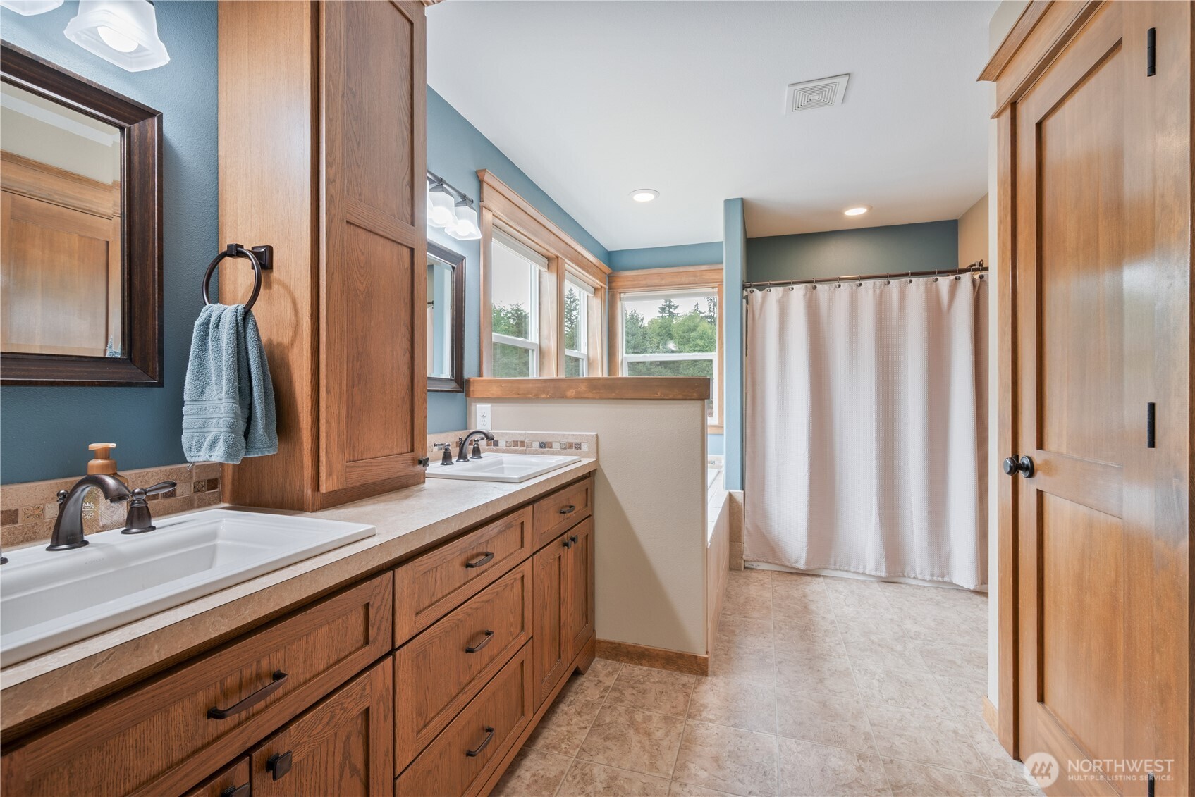 701 Ph 10 Property Photo 17