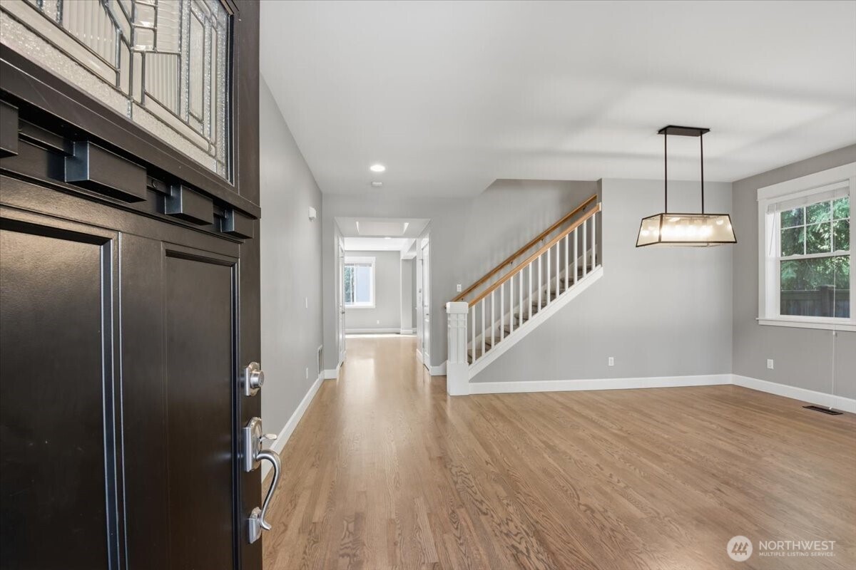 17211 Ne 117th Way Property Photo 3