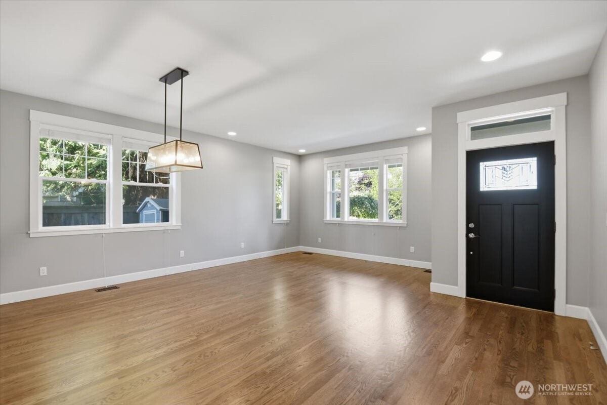 17211 Ne 117th Way Property Photo 6