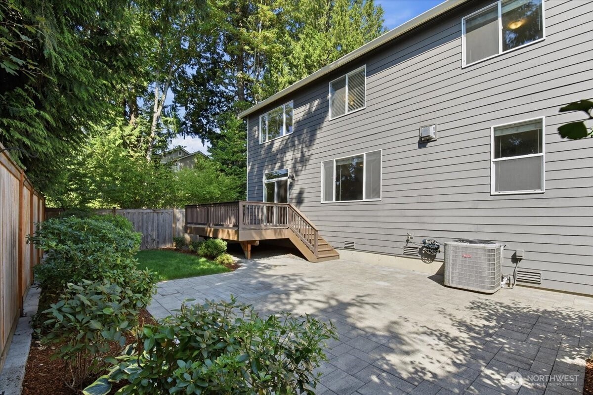 17211 Ne 117th Way Property Photo 33