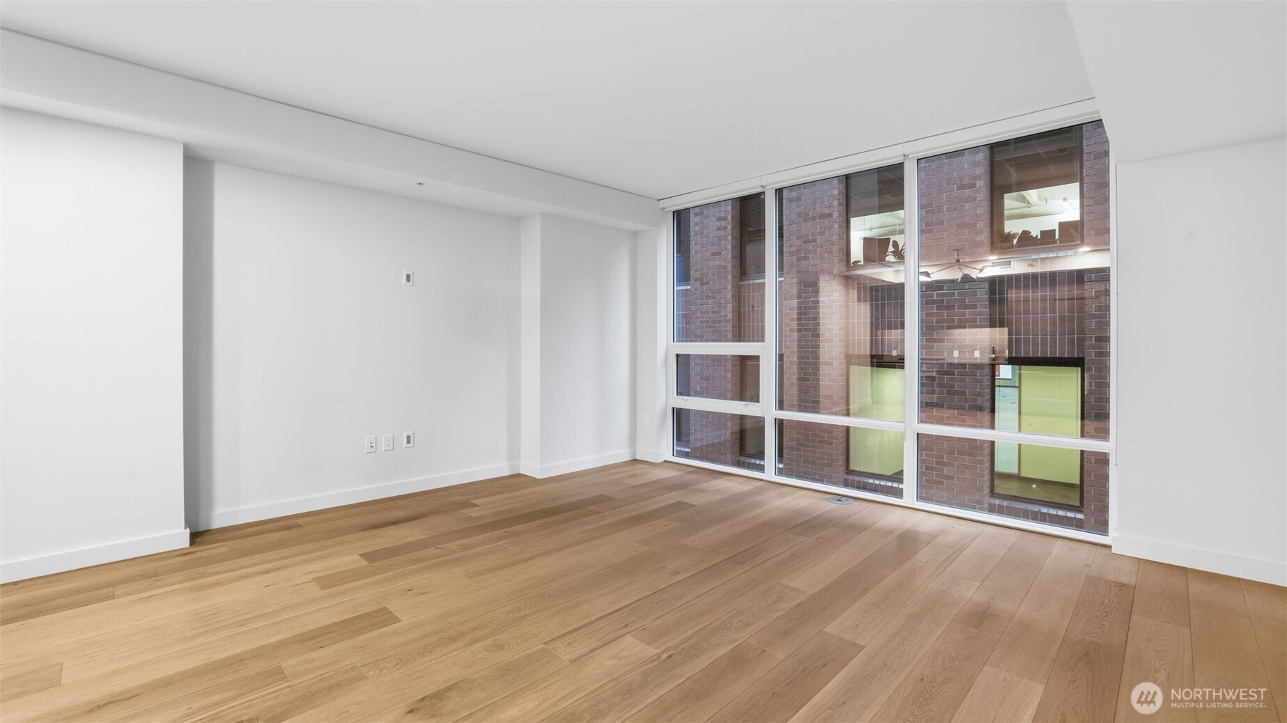 121 Stewart Street 905 Property Photo 11