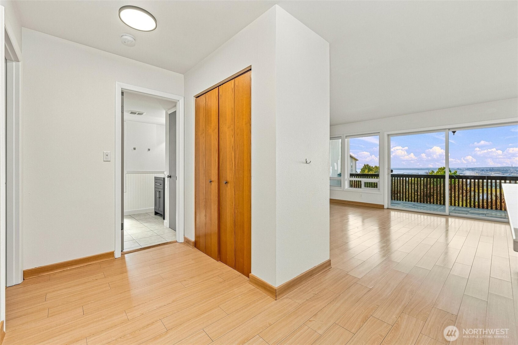 924 N Garden Street 203 Property Photo 9