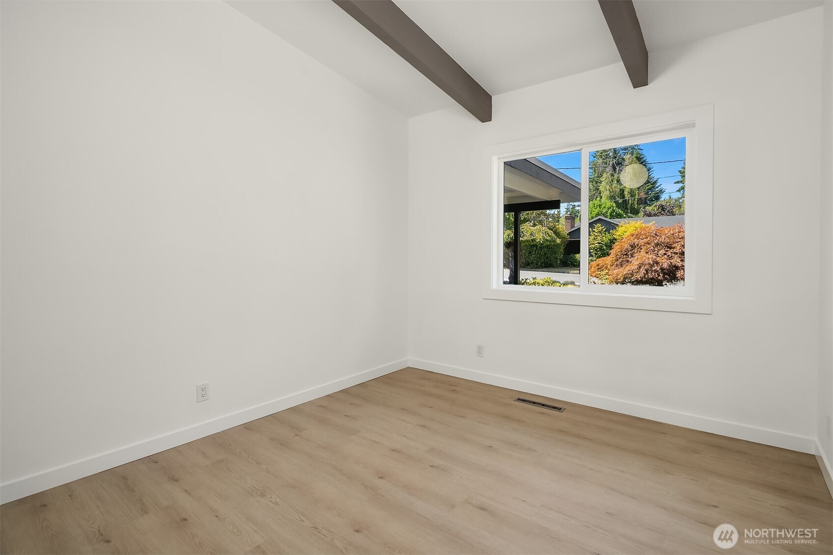 4625 Silvertip Lane Property Photo 24