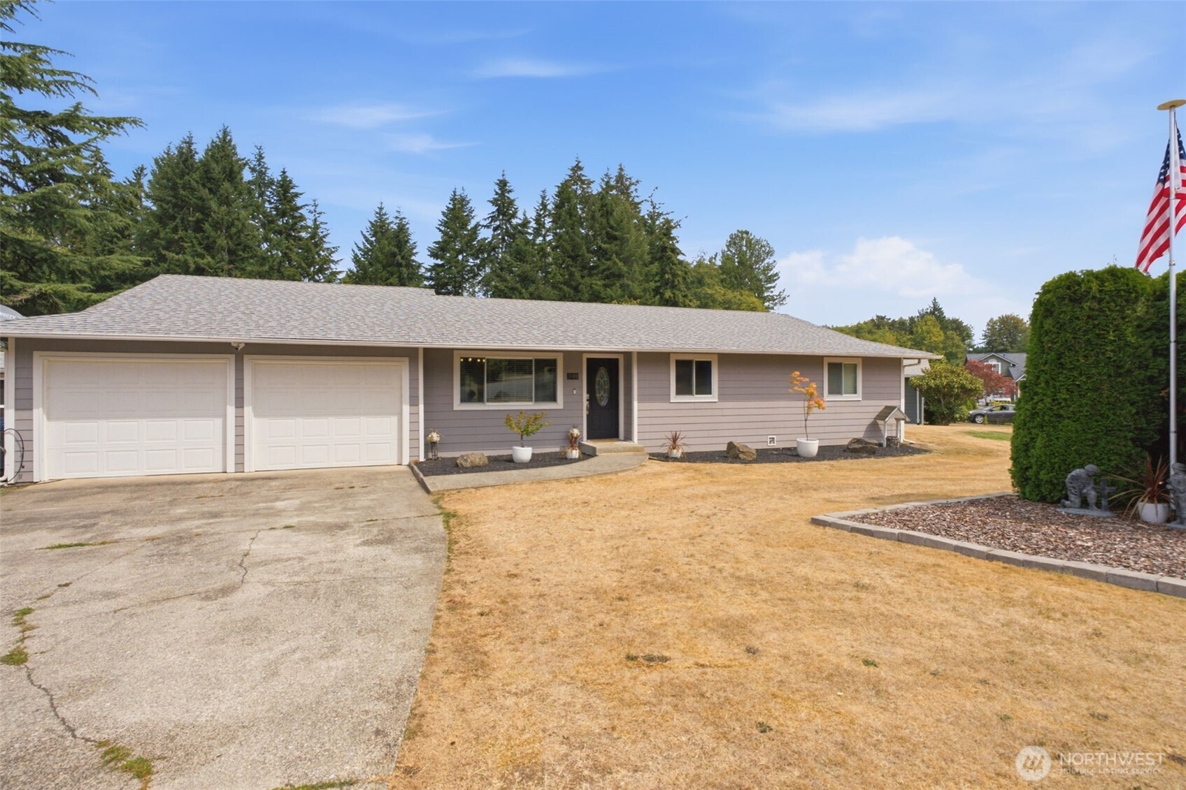 3989 Coronet Place Property Photo 1