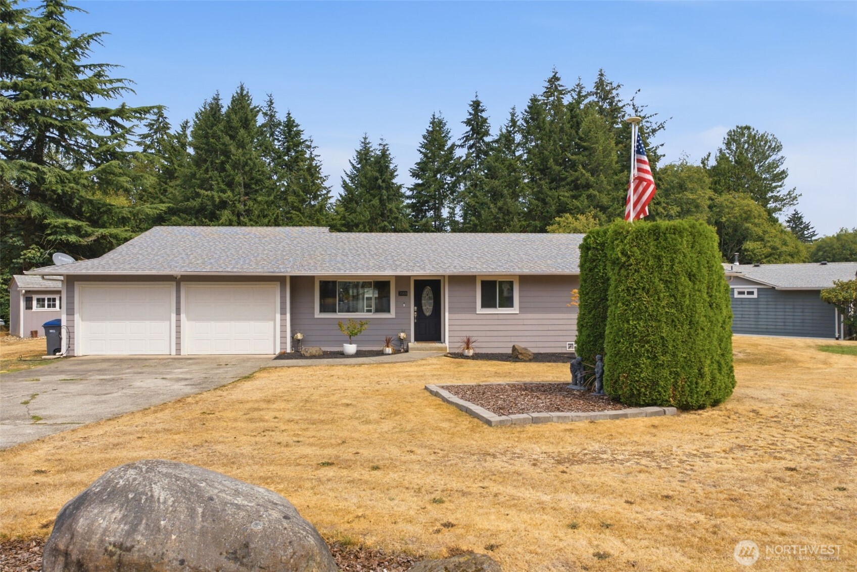 3989 Coronet Place Property Photo 2