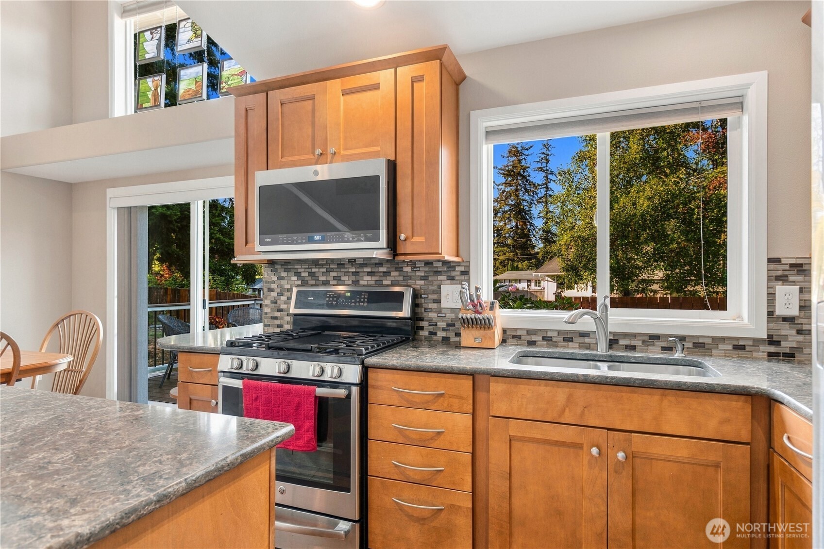 12303 21st Avenue Property Photo 5