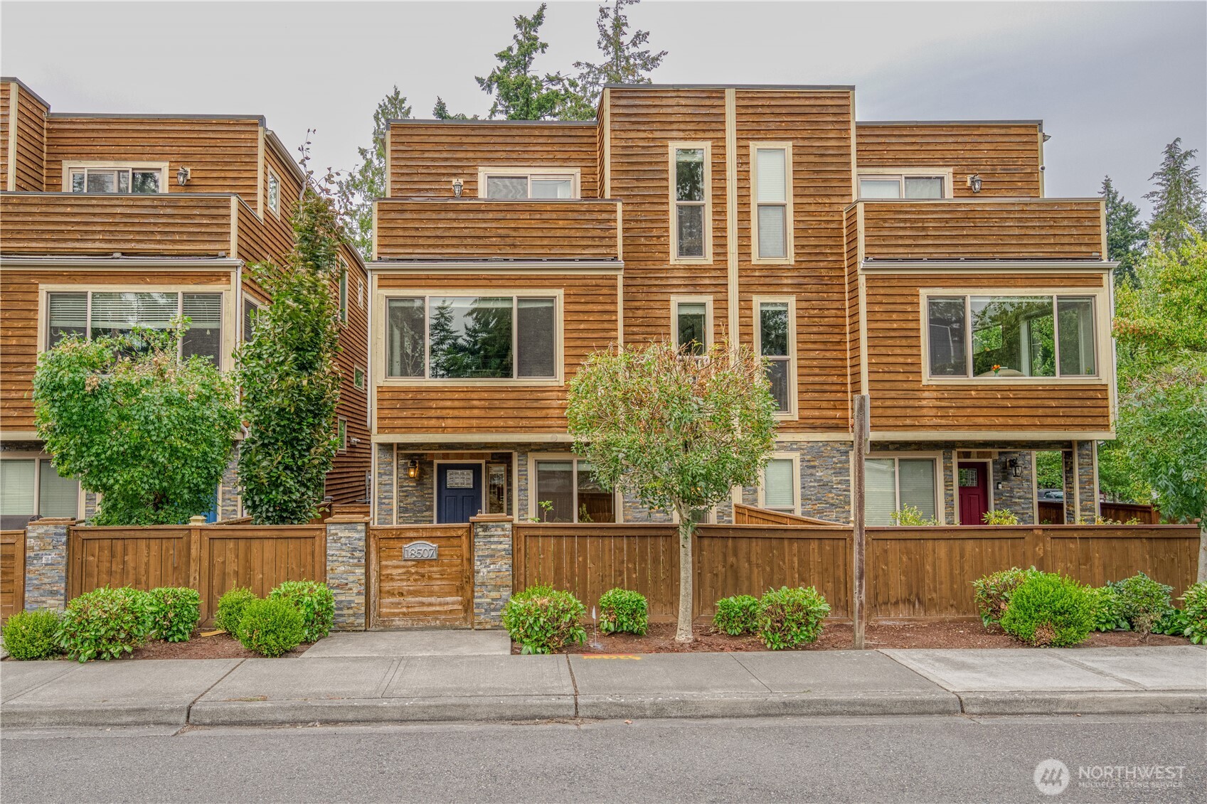 18507 71st Avenue Property Photo 1