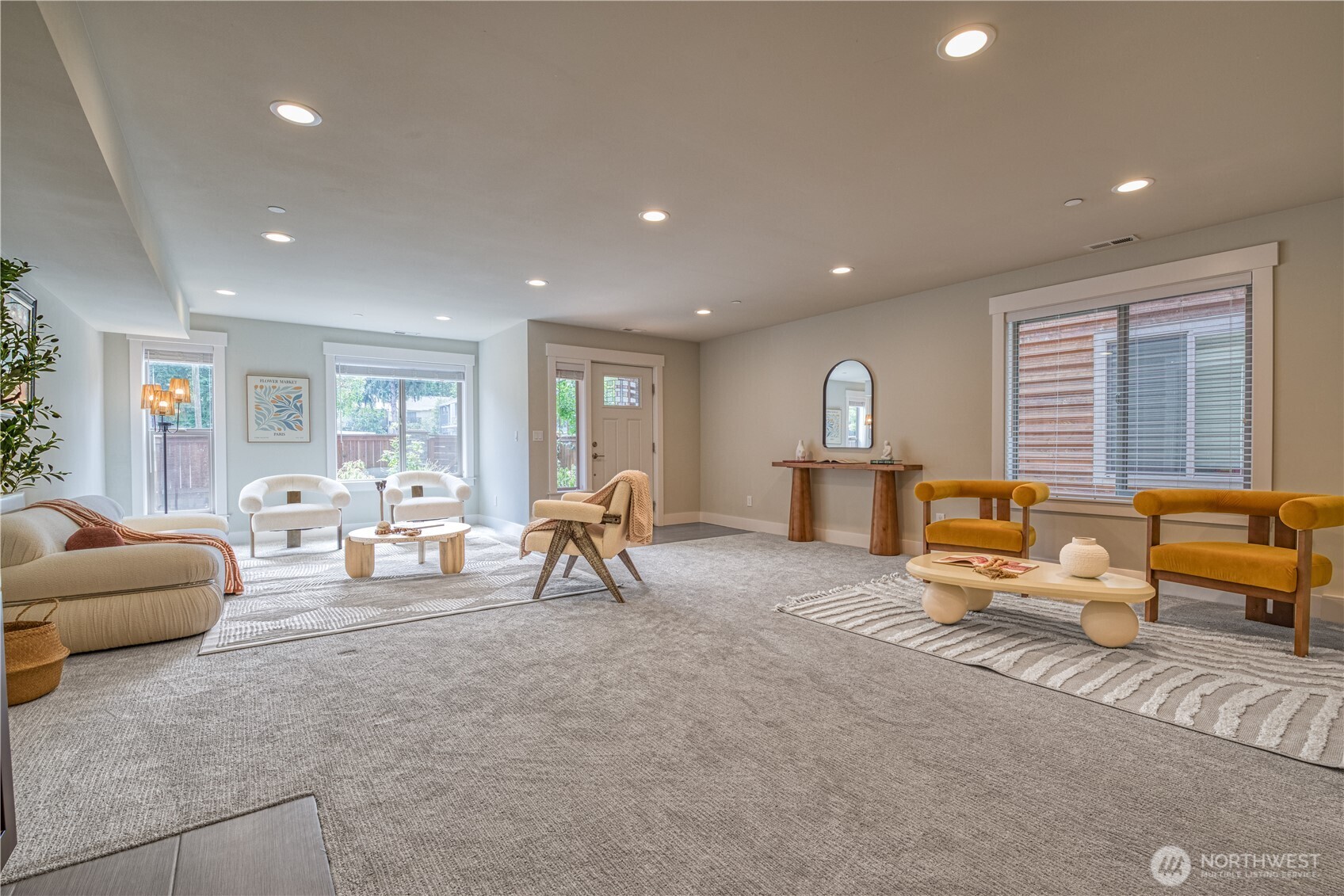 18507 71st Avenue Property Photo 4