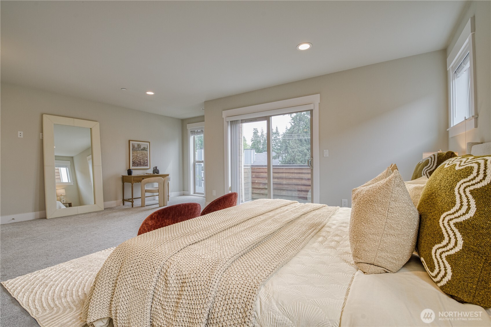 18507 71st Avenue Property Photo 16