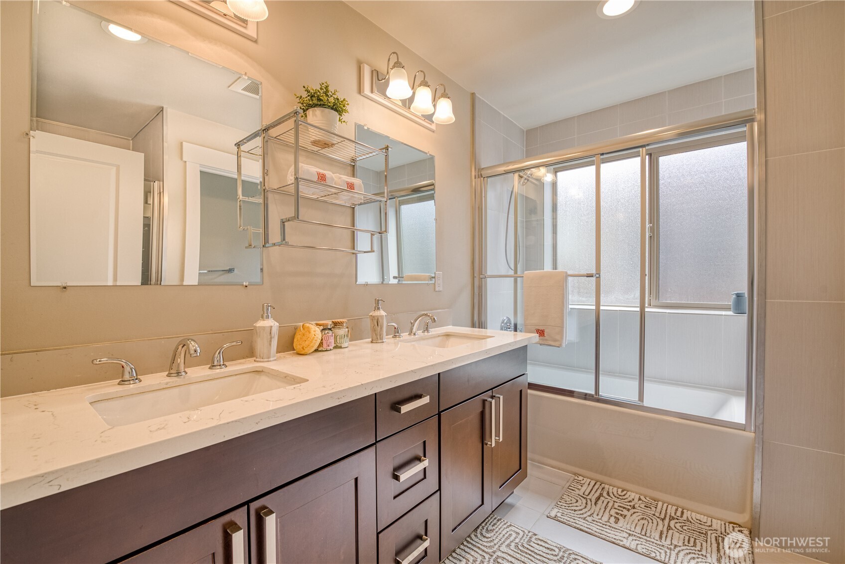 18507 71st Avenue Property Photo 17