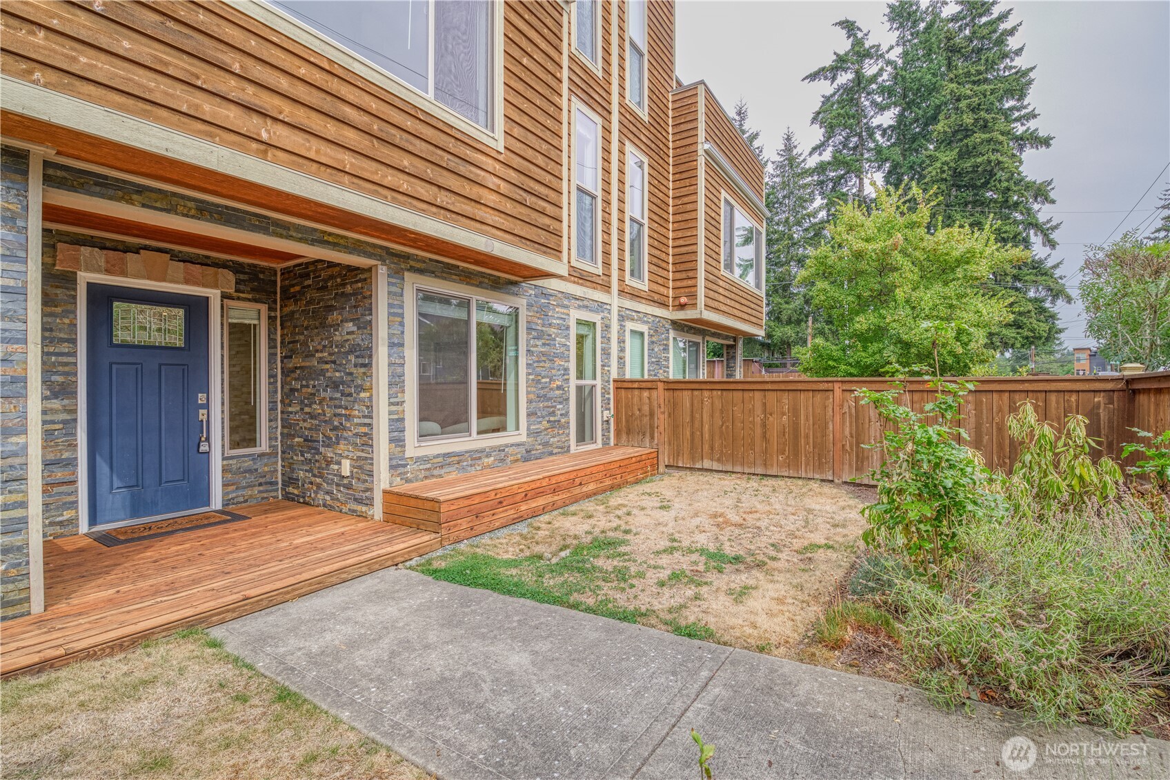 18507 71st Avenue Property Photo 29
