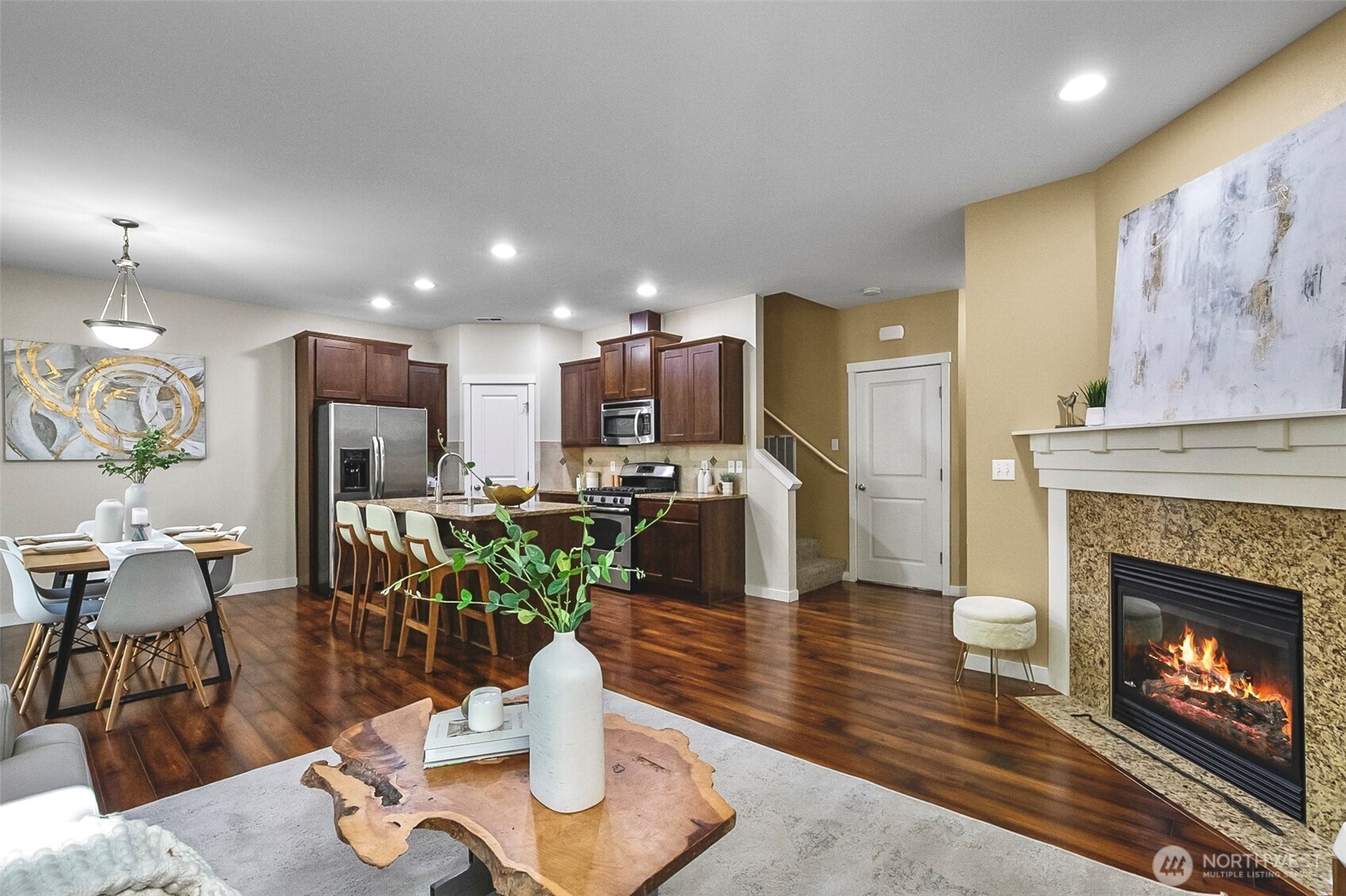 1129 120th Street Property Photo 4