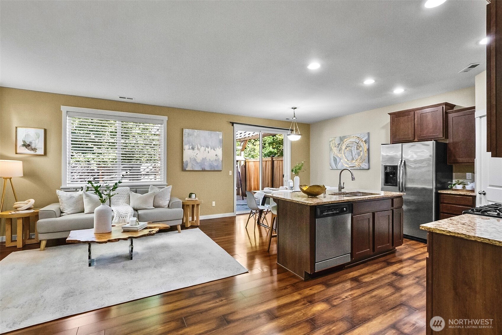 1129 120th Street Property Photo 5