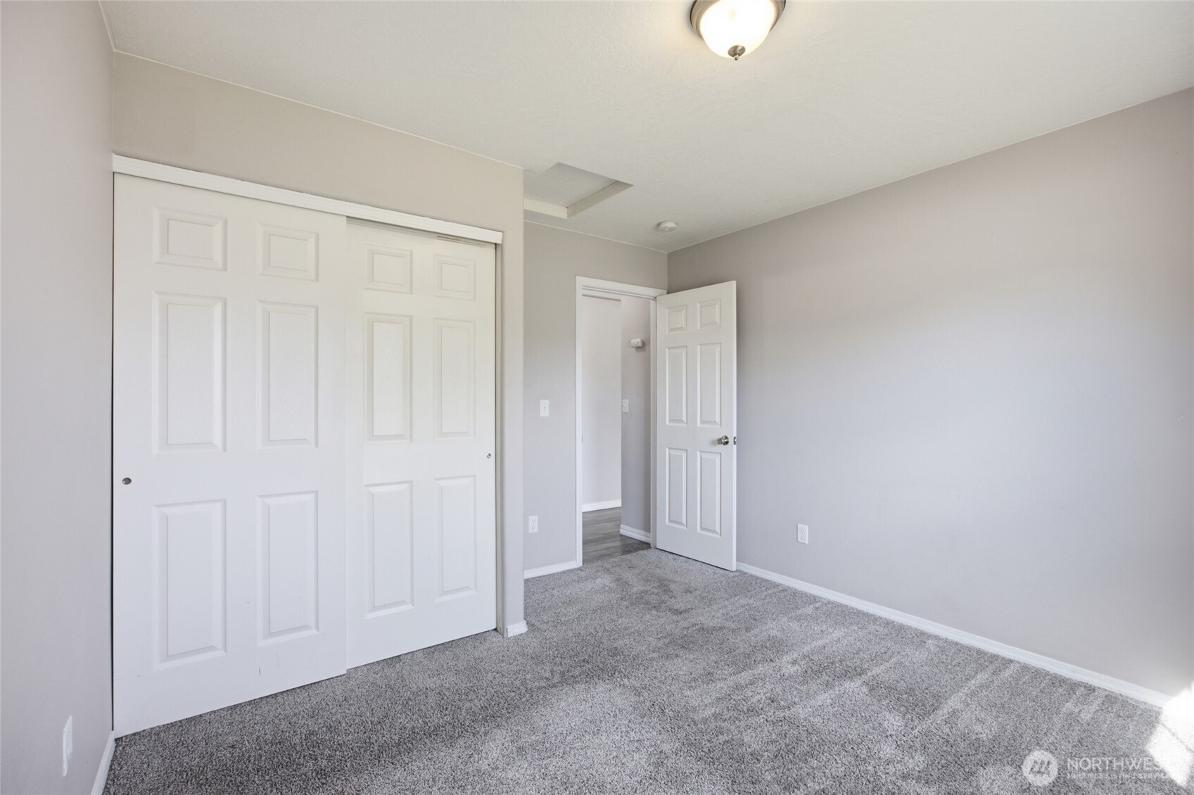 1114 W Luta Street Property Photo 22