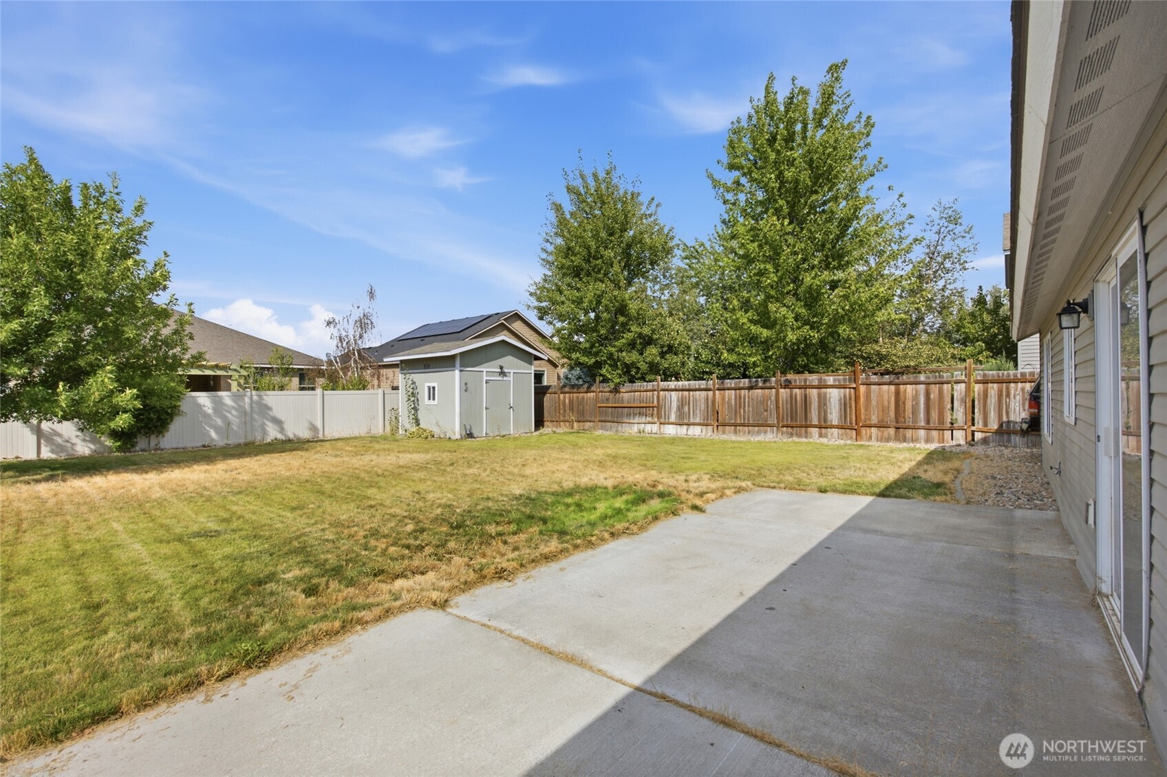 1114 W Luta Street Property Photo 24