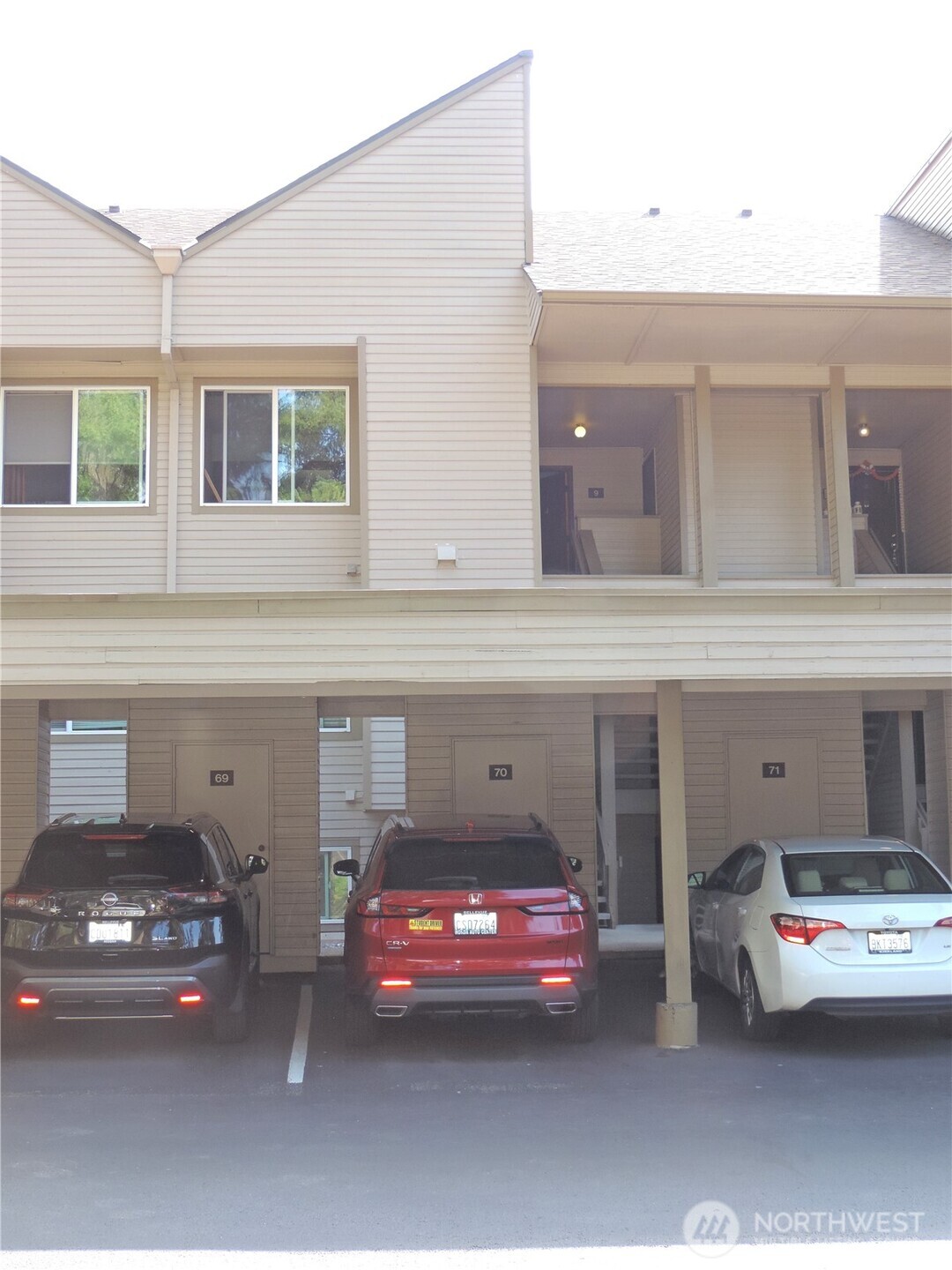 4404 146th Place N9 Property Photo 1