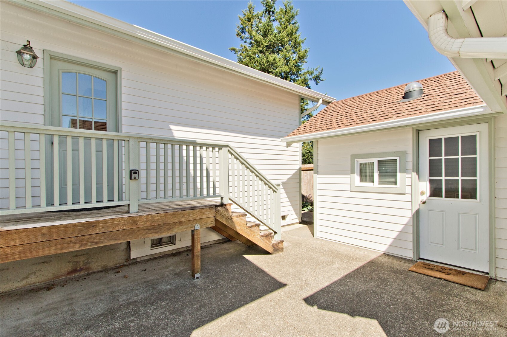 1565 Sorenson Avenue Property Photo 25
